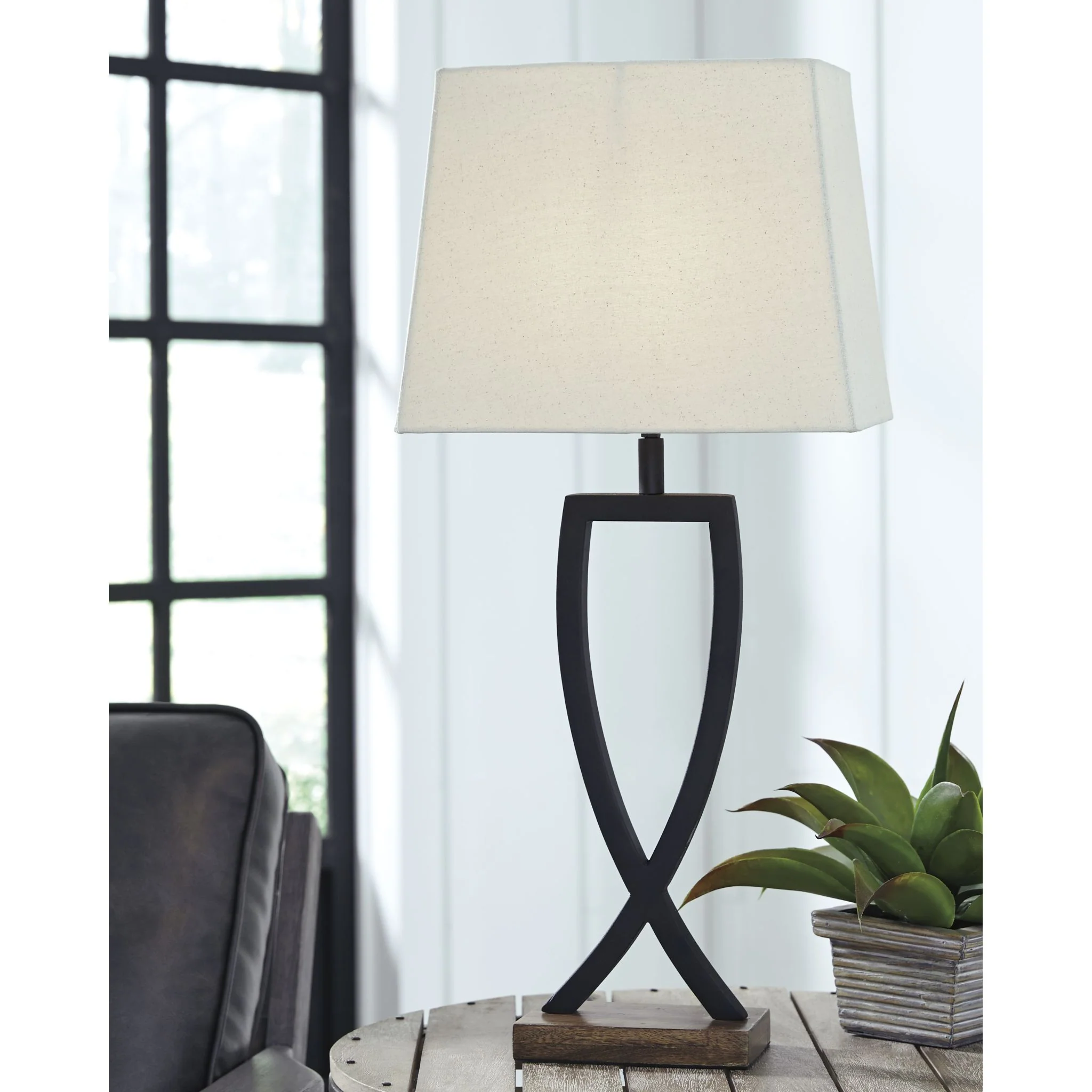 Makara Table Lamp Pair 28.25" - Image 2