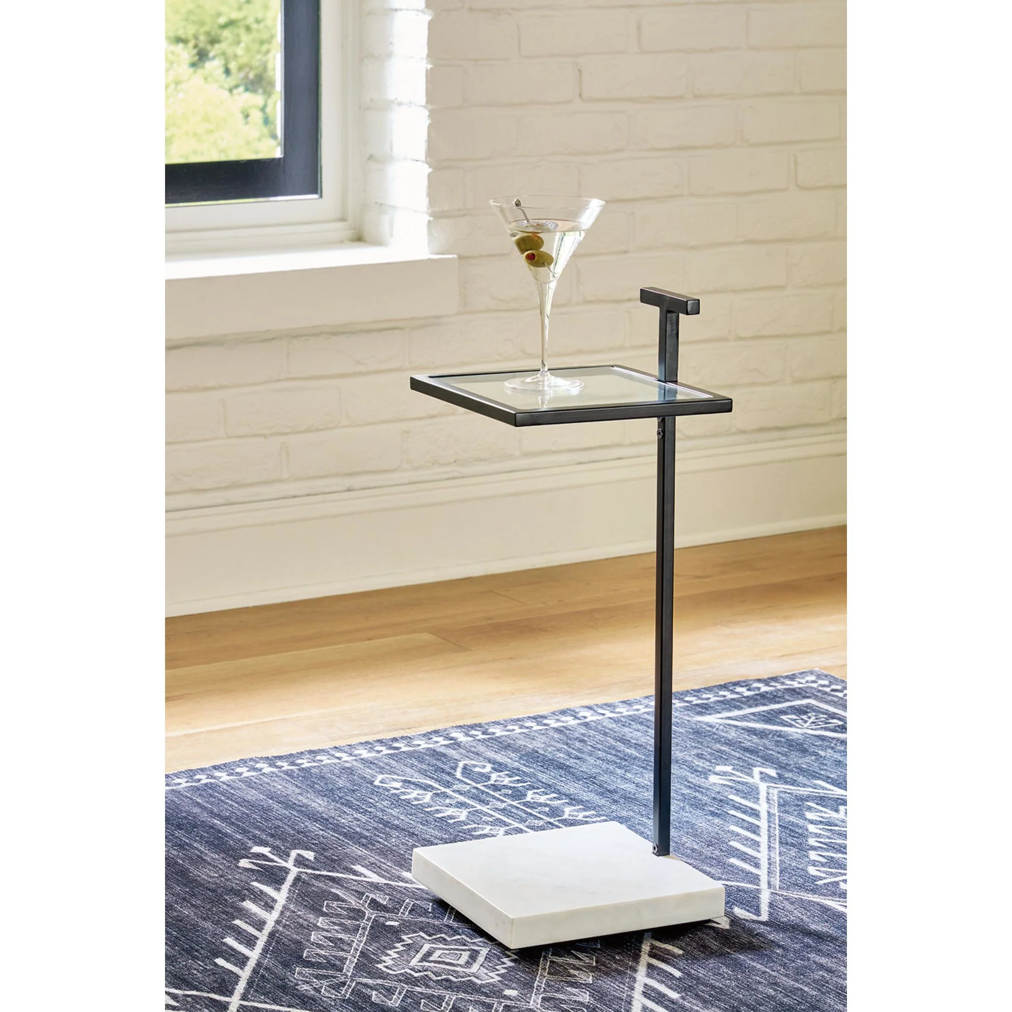 Mannill Accent Table - Black/White - Image 5
