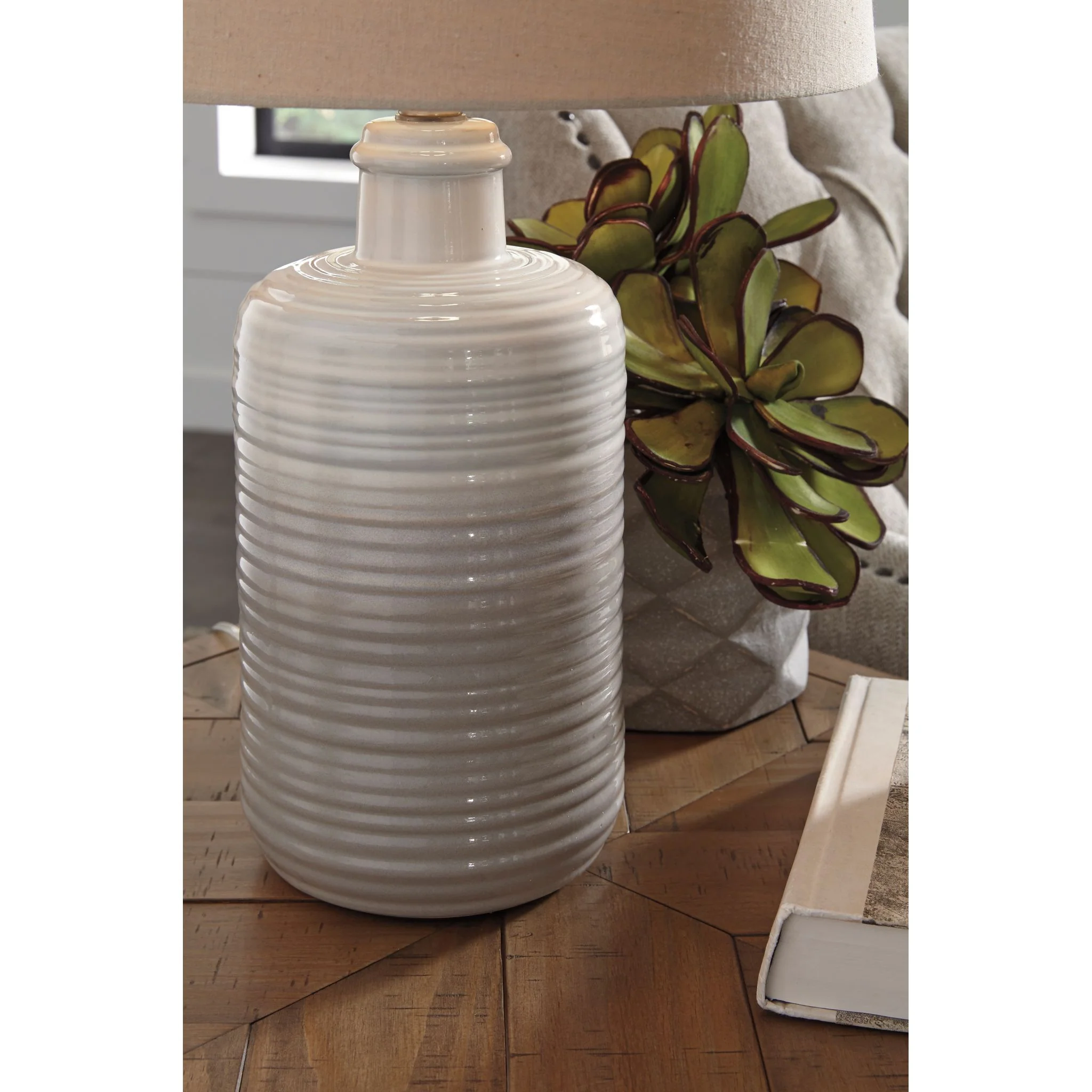 Marnina Table Lamp Pair 25.00" - Image 3