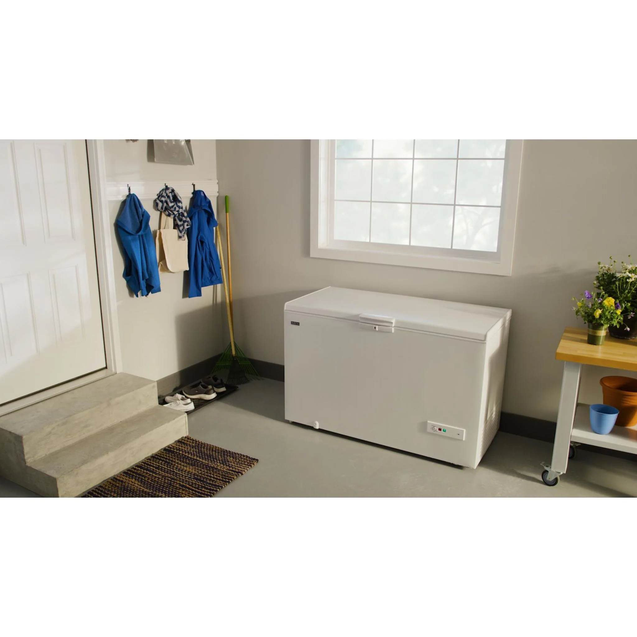 Maytag Garage Ready in Freezer Mode Chest Freezer - 16 cu. ft. -White (MZC5216LW) - Image 17