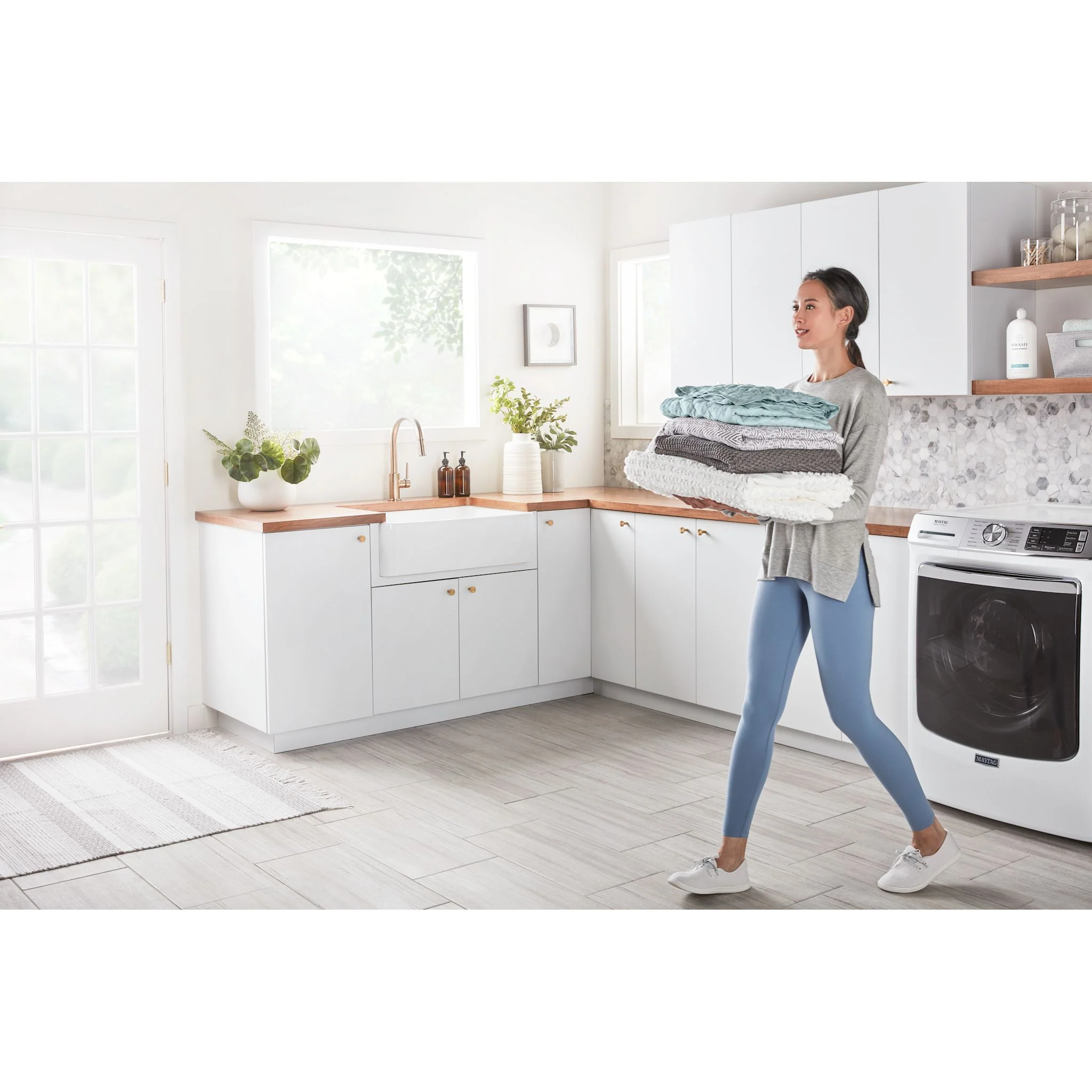 Maytag Smart Front Load Washer with Extra Power and 24-Hr Fresh Hold option - 5.8 cu. ft. -White (MHW8630HW) - Image 18