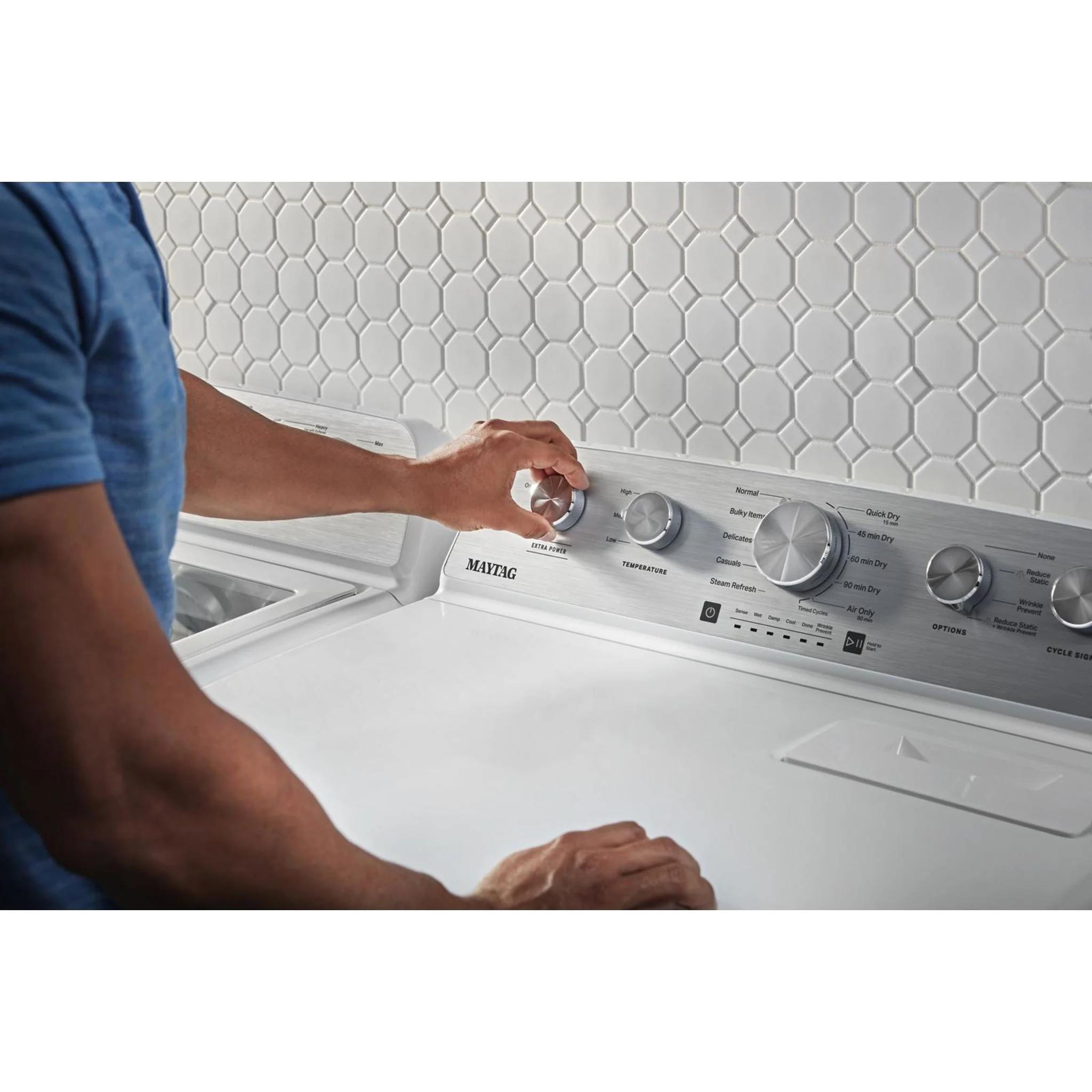 Maytag Top Load Gas Dryer with Steam-Enhanced Cycles - 7.0 cu. ft. -White (MGD5430MW) - Image 4