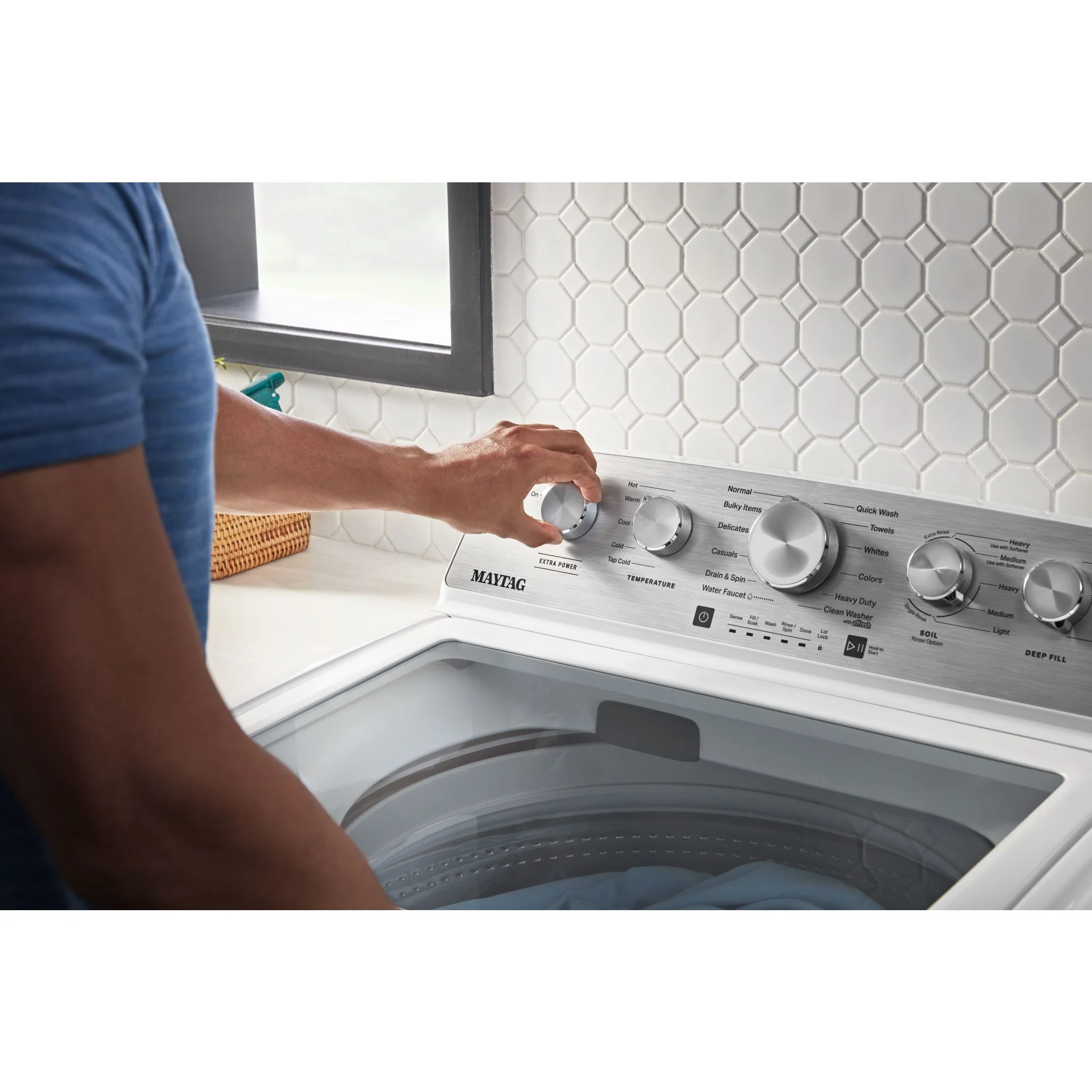 Maytag Top Load Washer with Extra Power - 5.5 cu. ft. IEC -White (MVW5430MW) - Image 10