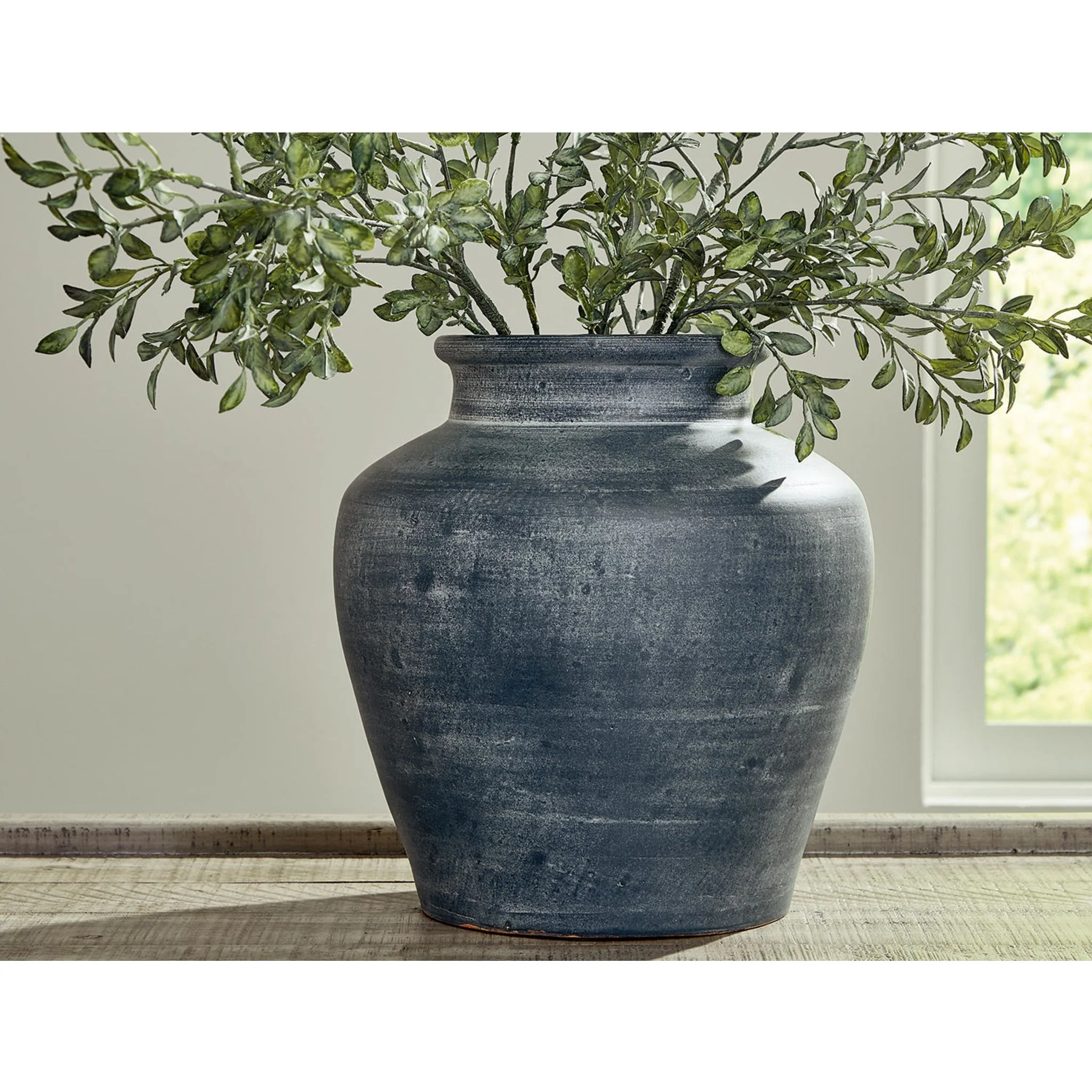 Meadie Vase - Image 2