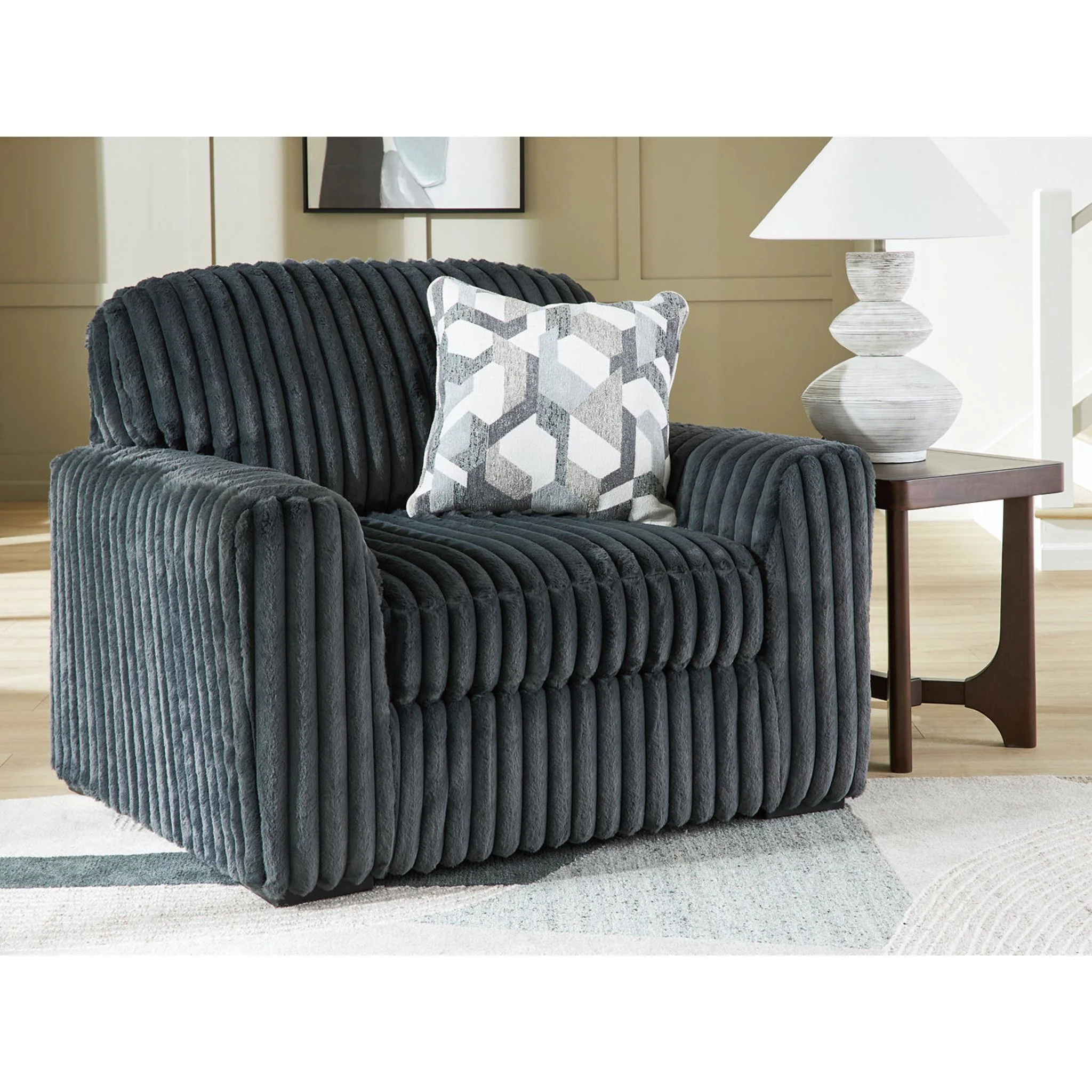 Midnight-Madness Oversized Chair - Gunmetal - Image 2