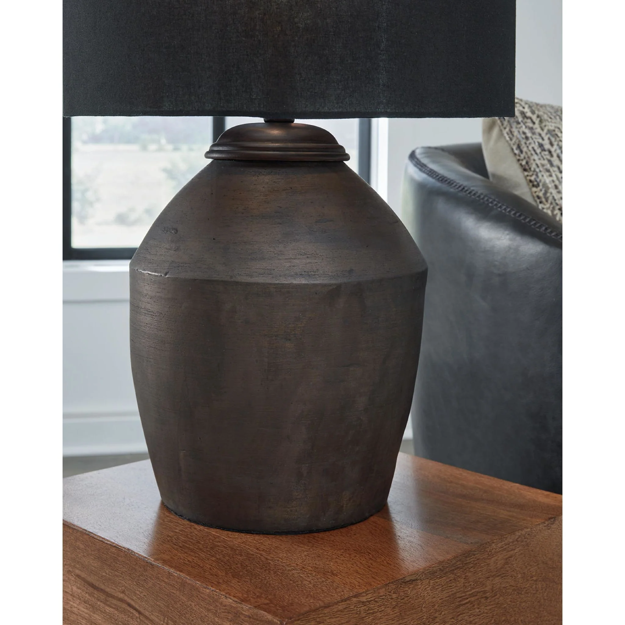 Naareman Table Lamp 26.38" - Image 3