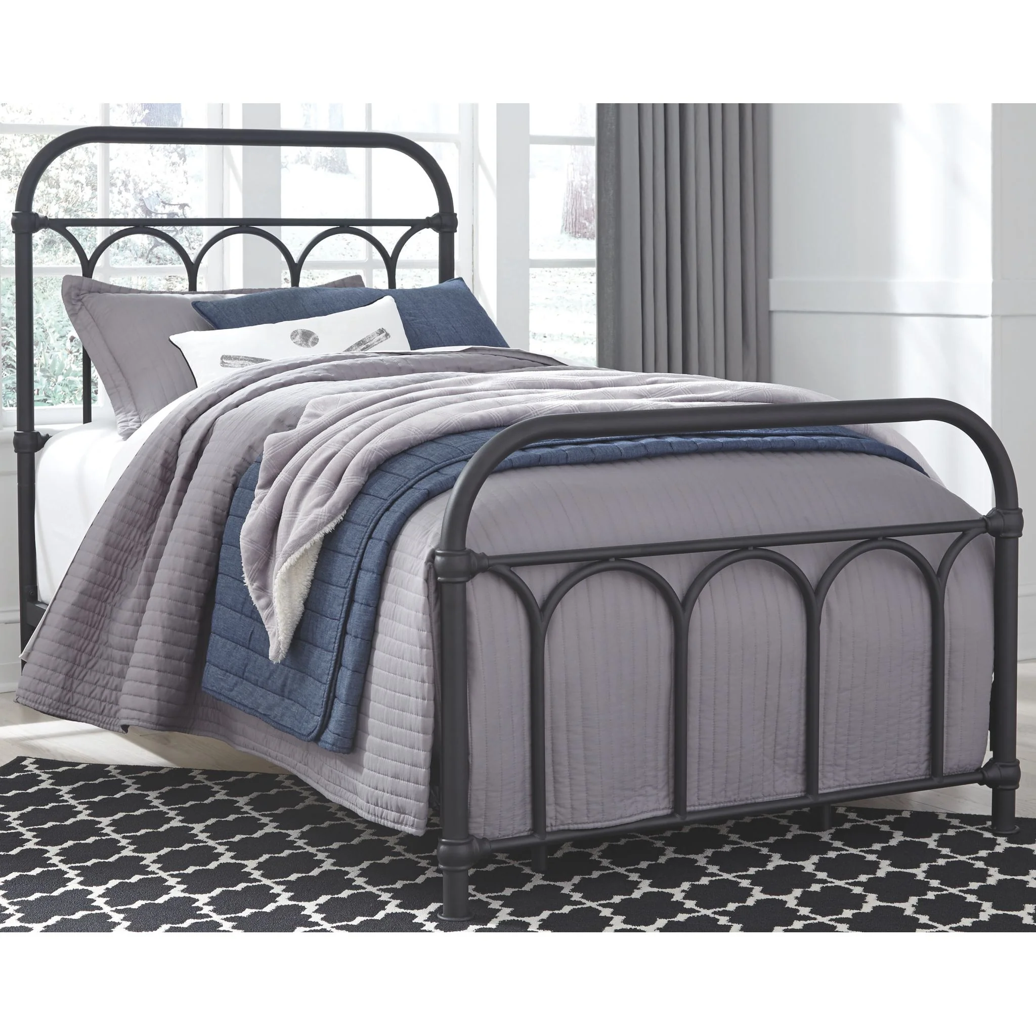 Nashburg Metal Bed - Black - Image 2