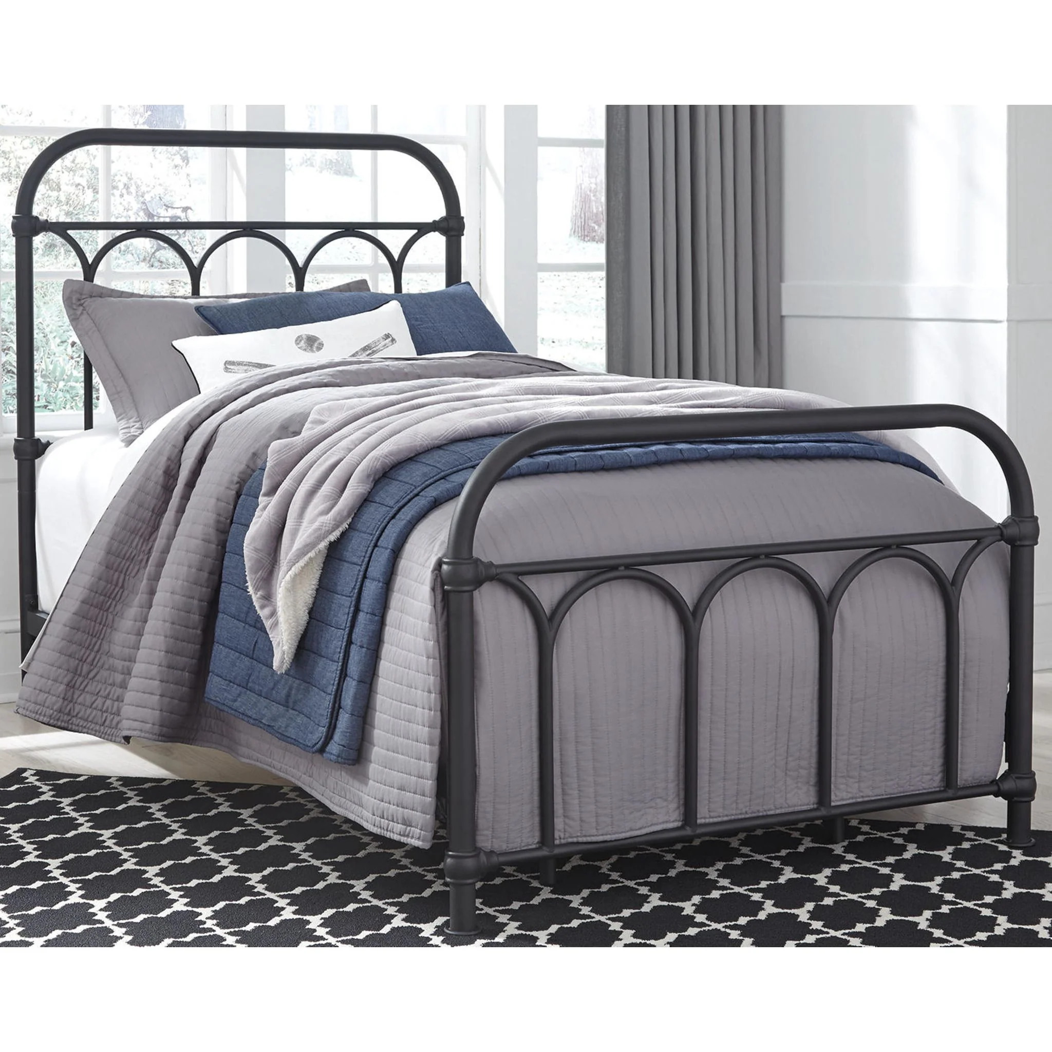 Nashburg Metal Bed - Black - Image 8