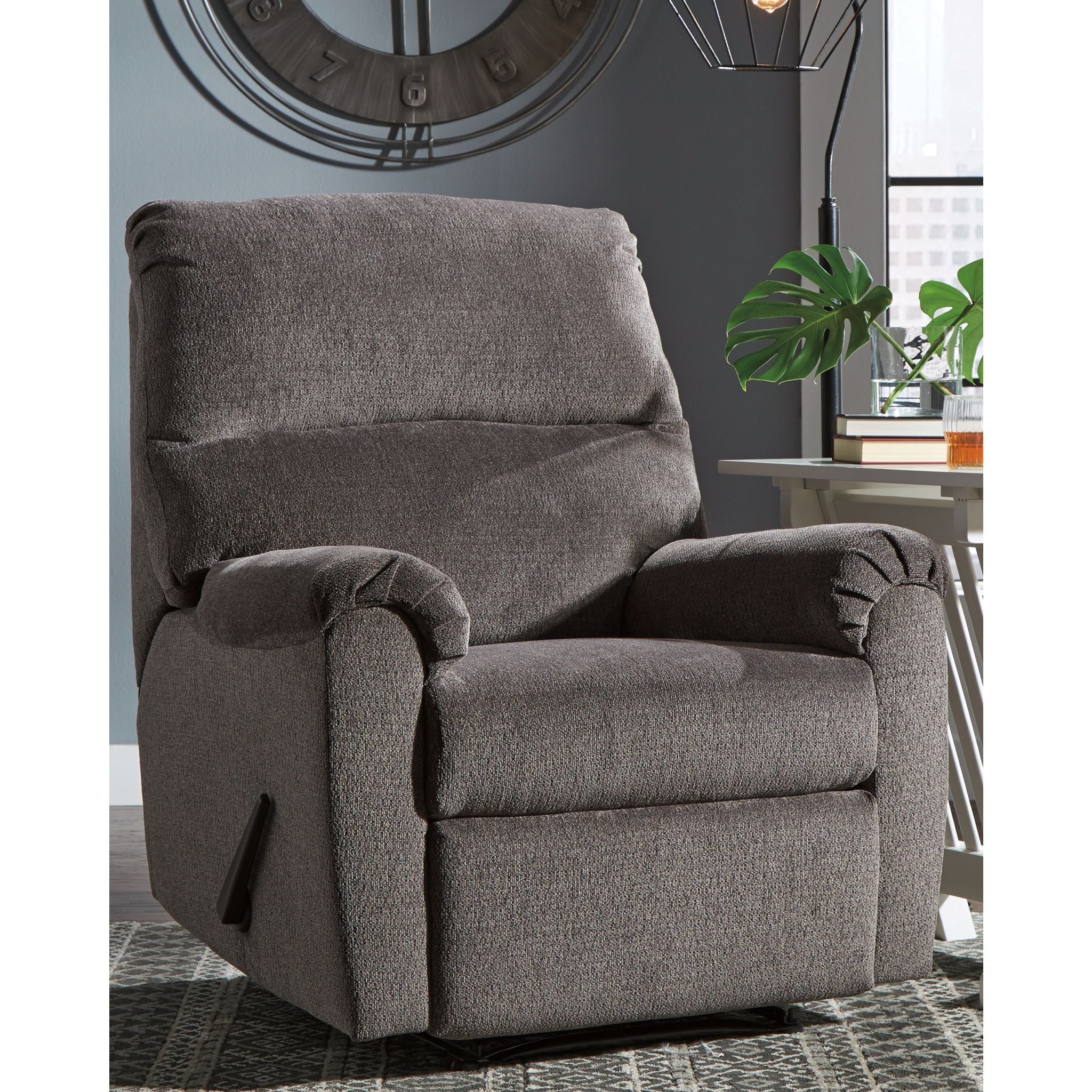 Nerviano Zero Wall Recliner - Image 25