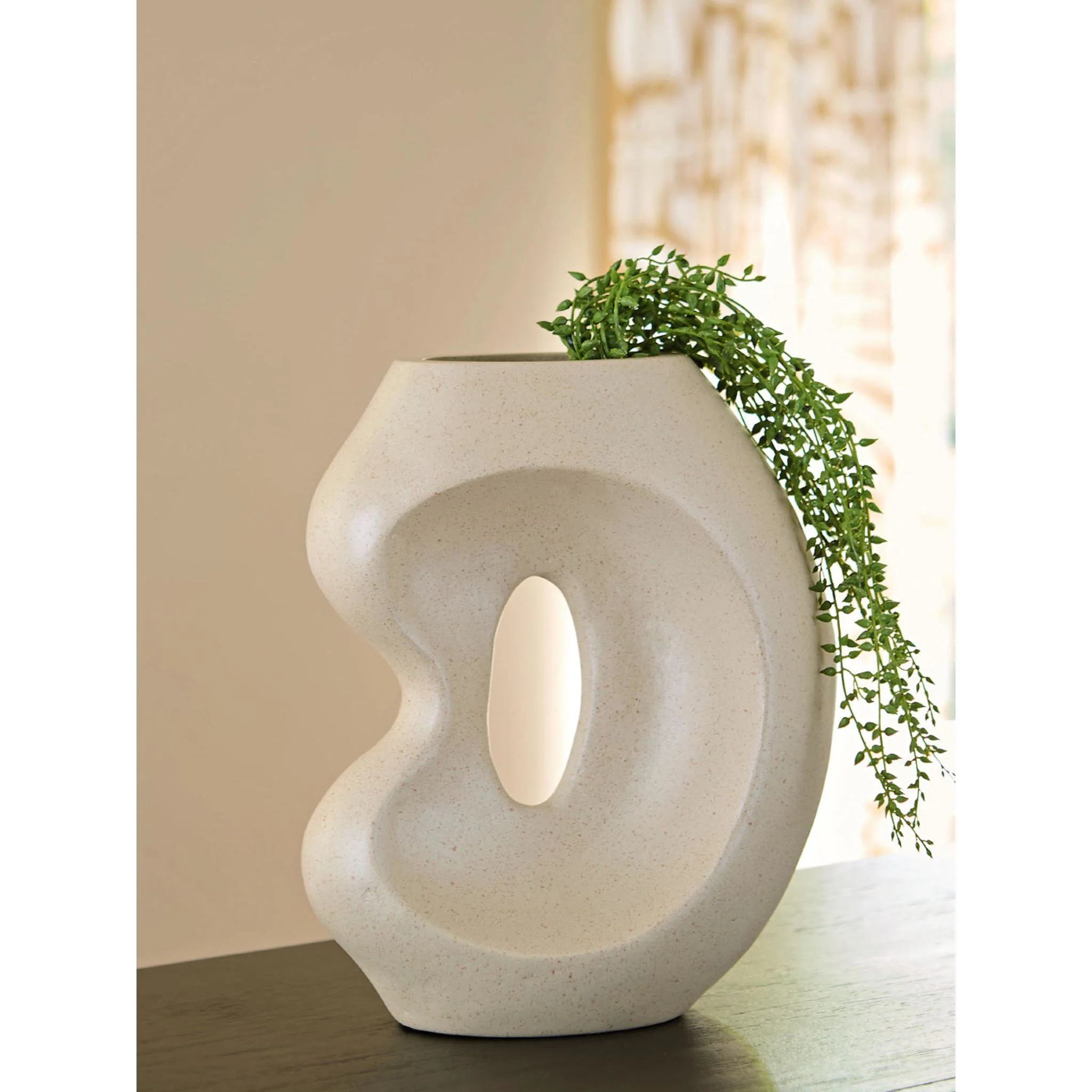 Odion Vase - Image 3