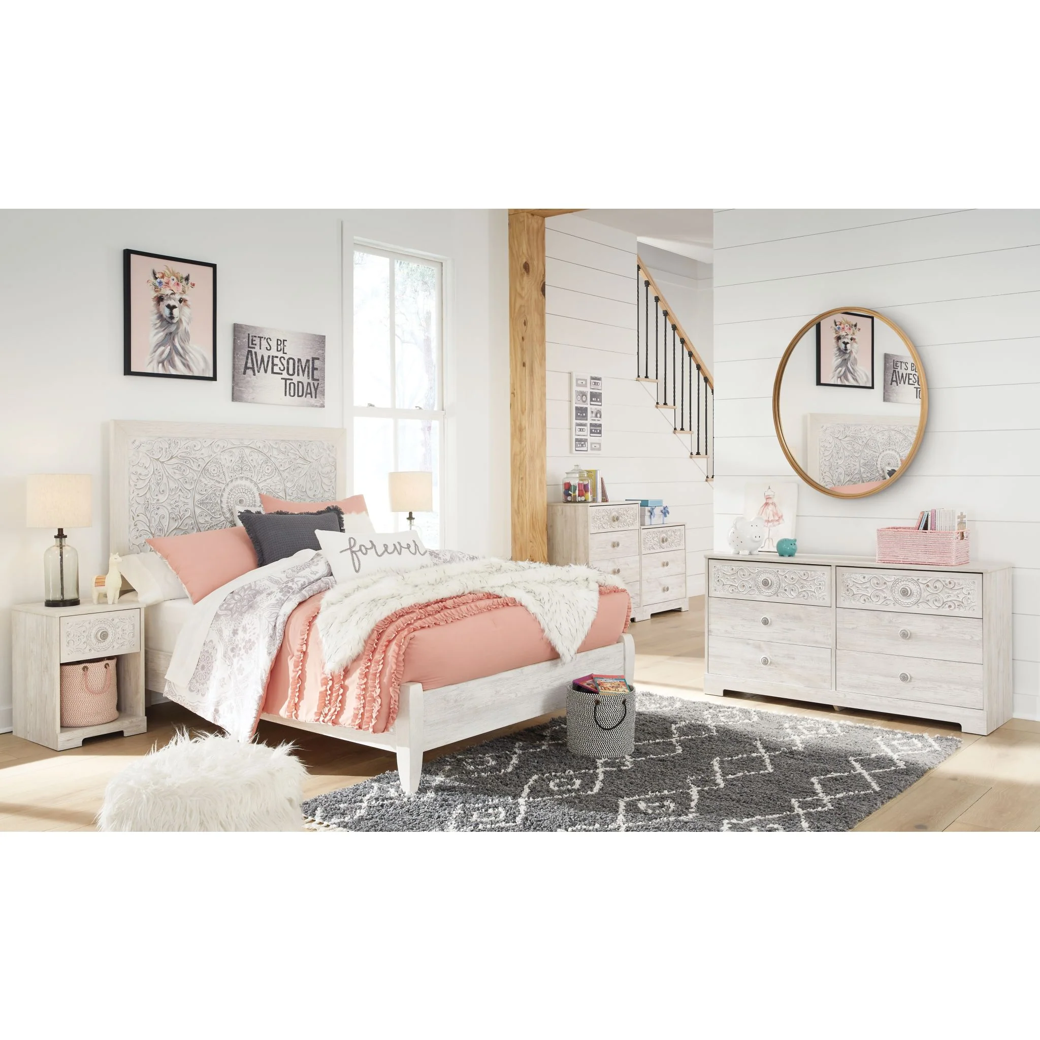 Paxberry Dresser - Whitewash - Image 6