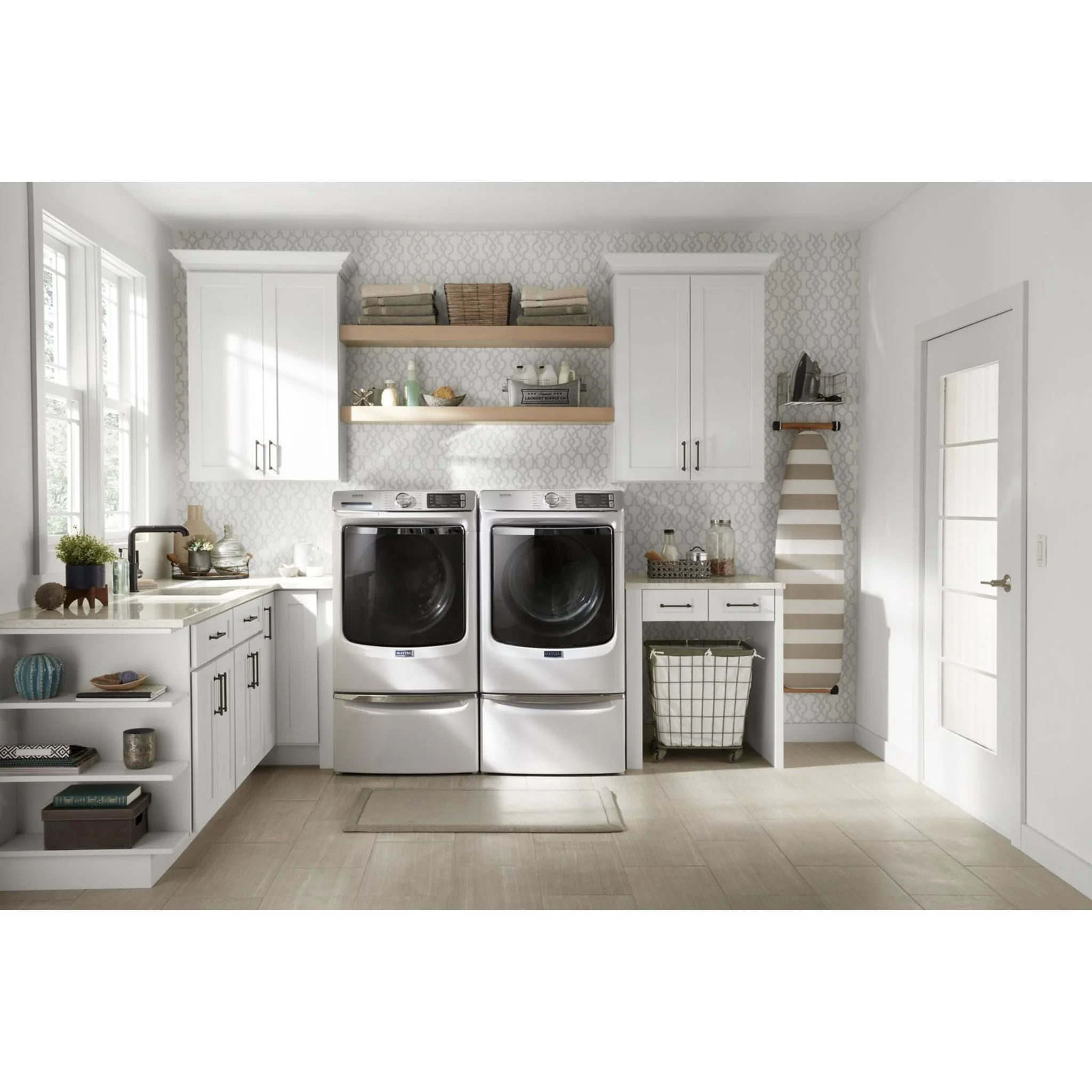 Whirlpool 15.5" (39.4 cm) Pedestal for Front Load Washer and Dryer with Storage -White with Chrome (XHPC155XW) - Image 28