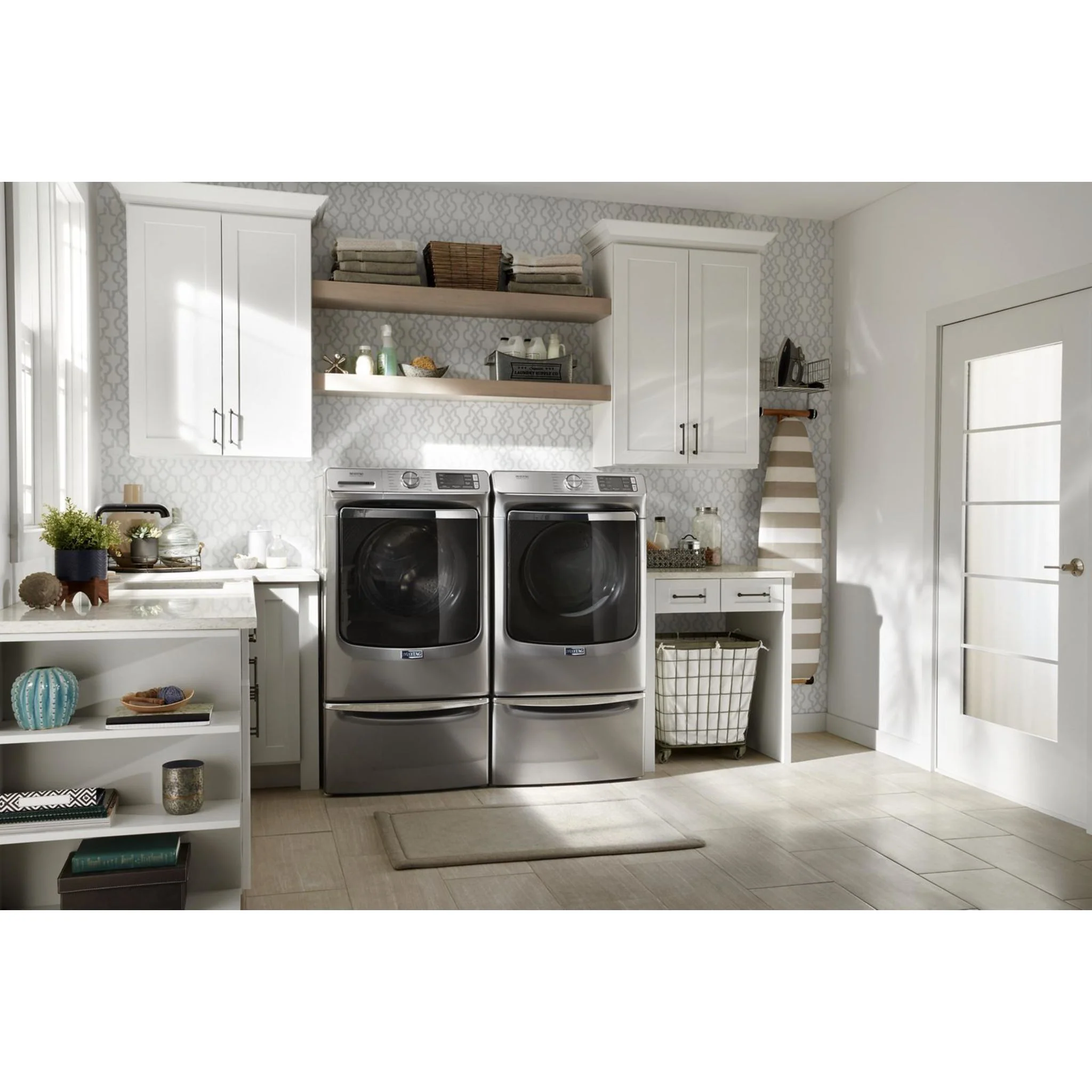 Whirlpool 15.5" (39.4 cm) Pedestal for Front Load Washer and Dryer with Storage -Chrome Shadow (XHPC155YC) - Image 30