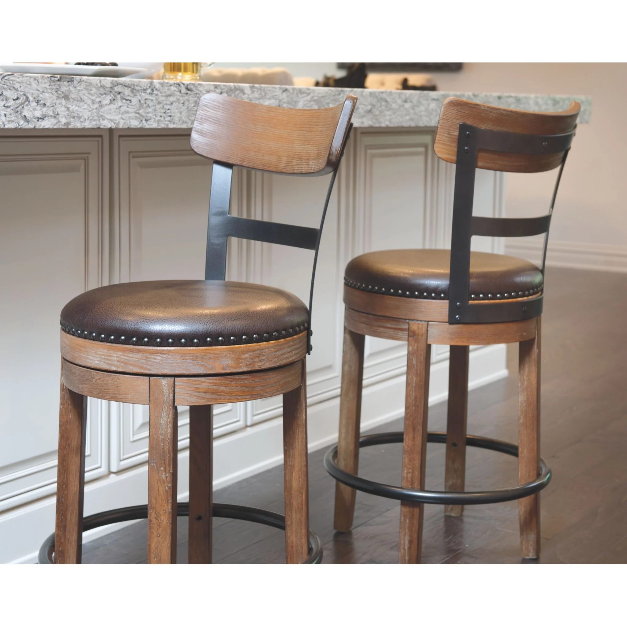 Pinnadel Counter Height Stool - Light Brown - (D542-124) - Image 2
