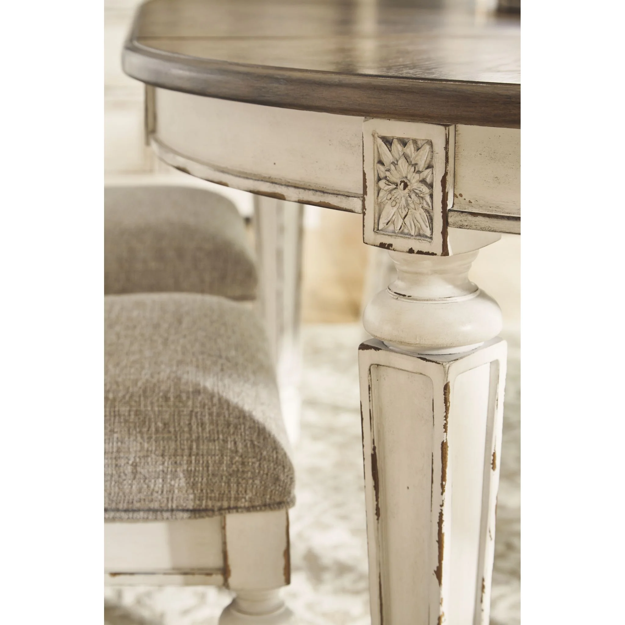 Realyn Dining Set - Image 31