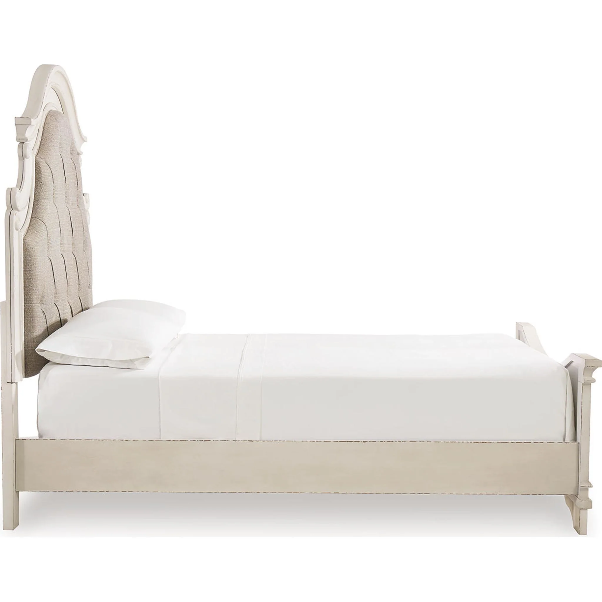 Realyn Panel Bed - White - Image 57