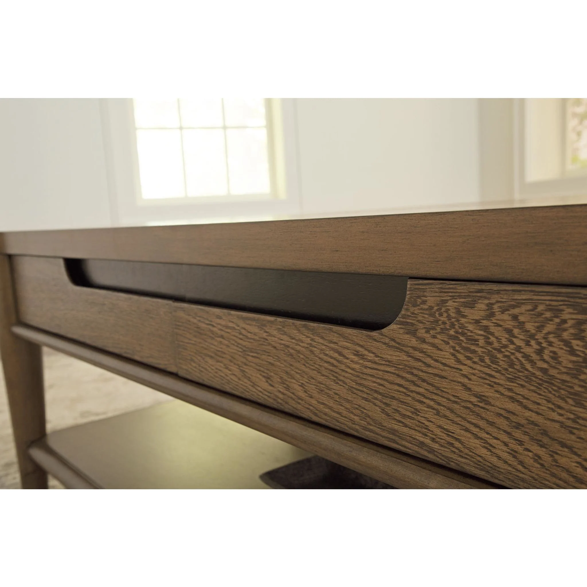 Roanhowe Coffee Table - Brown - Image 5