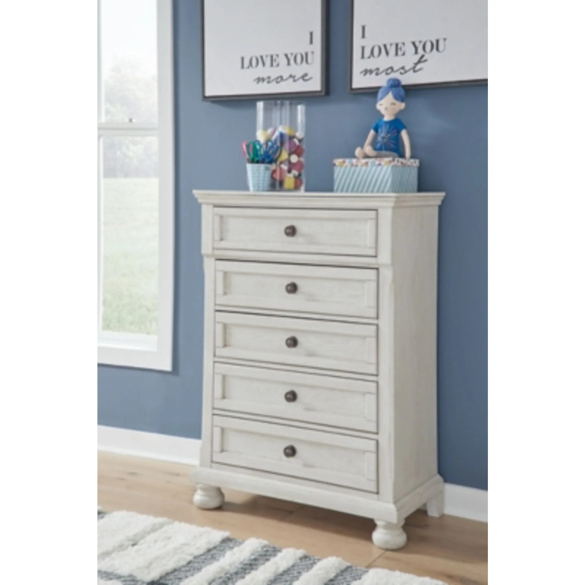 Robbinsdale Chest - Antique White - Image 9