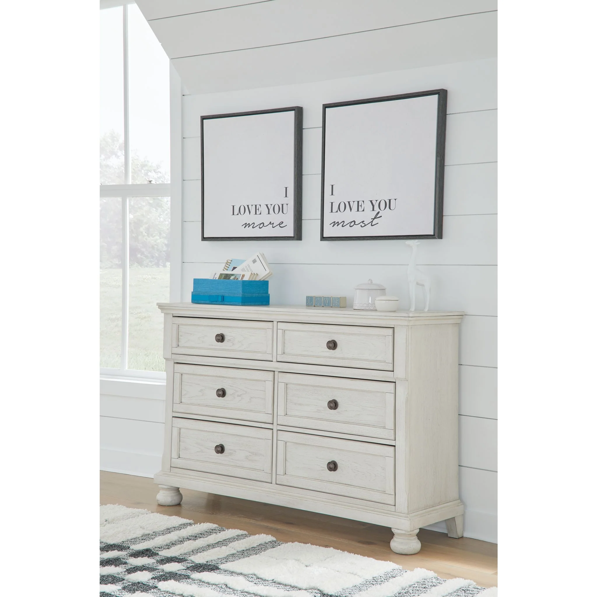 Robbinsdale Dresser - Antique White - Image 2