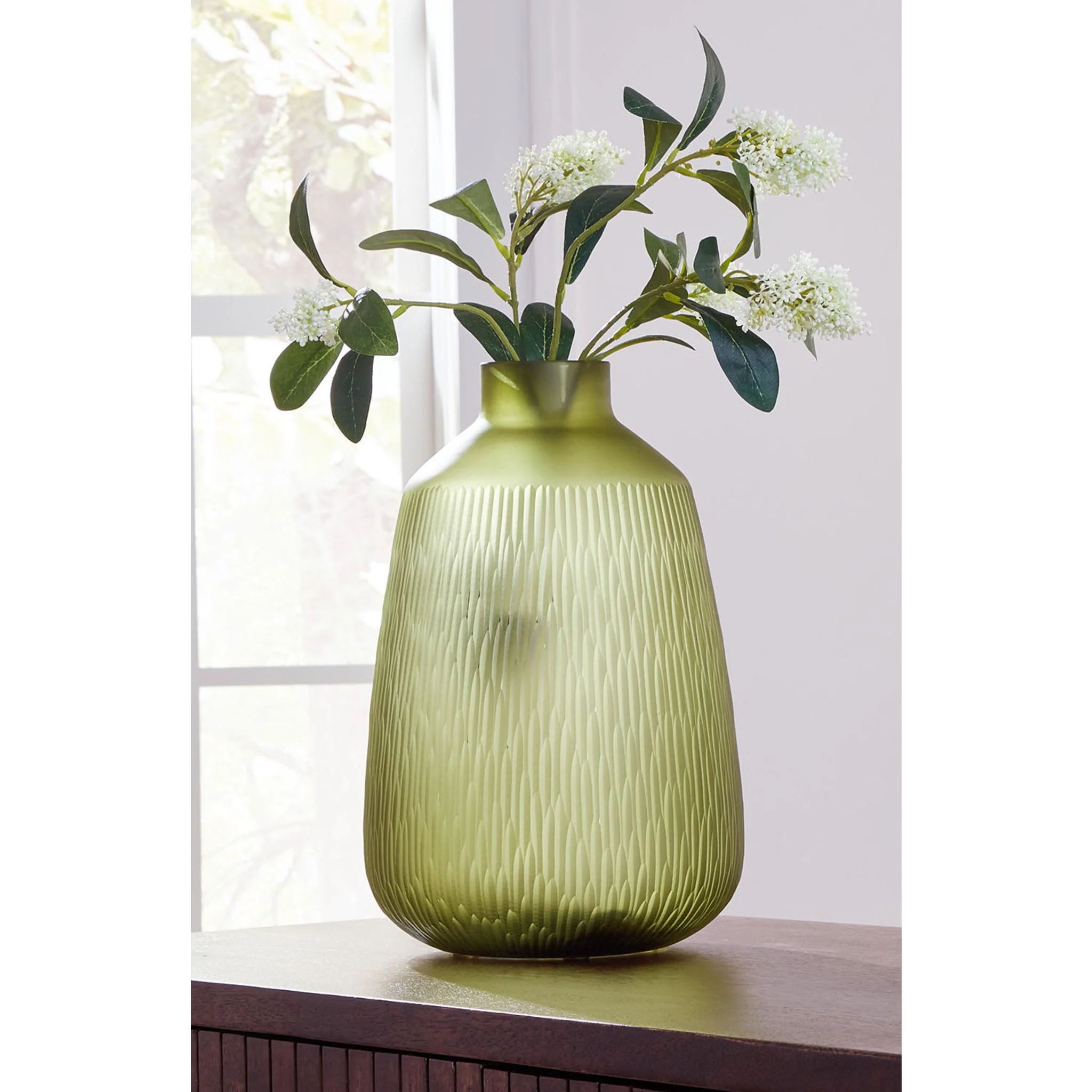 Scottyard Vase - Image 4