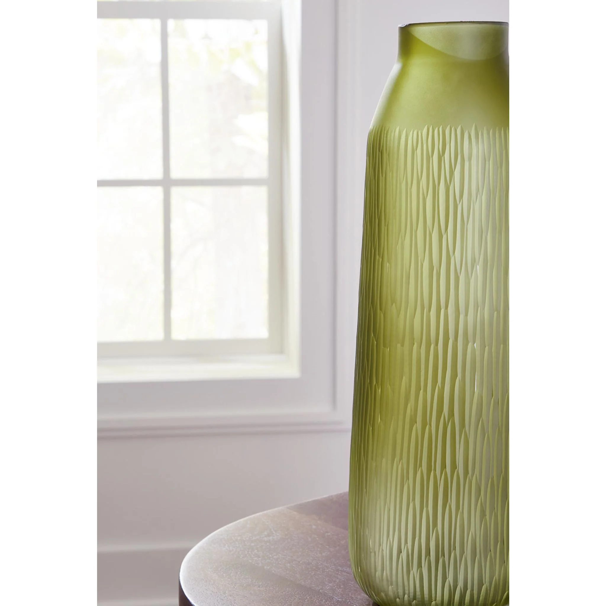 Scottyard Vase - Image 3