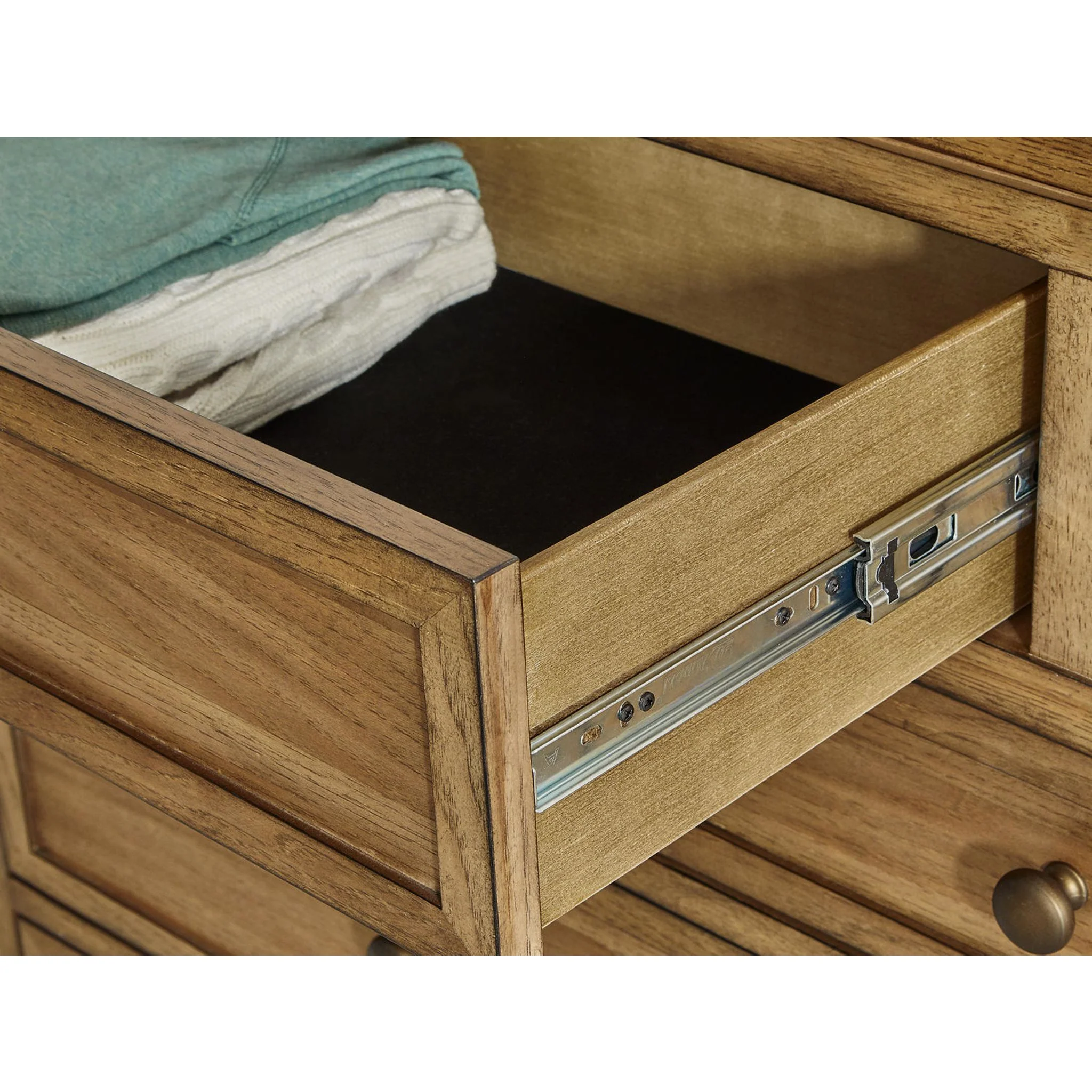 Sharlance Dresser and Mirror - Brown - Image 4