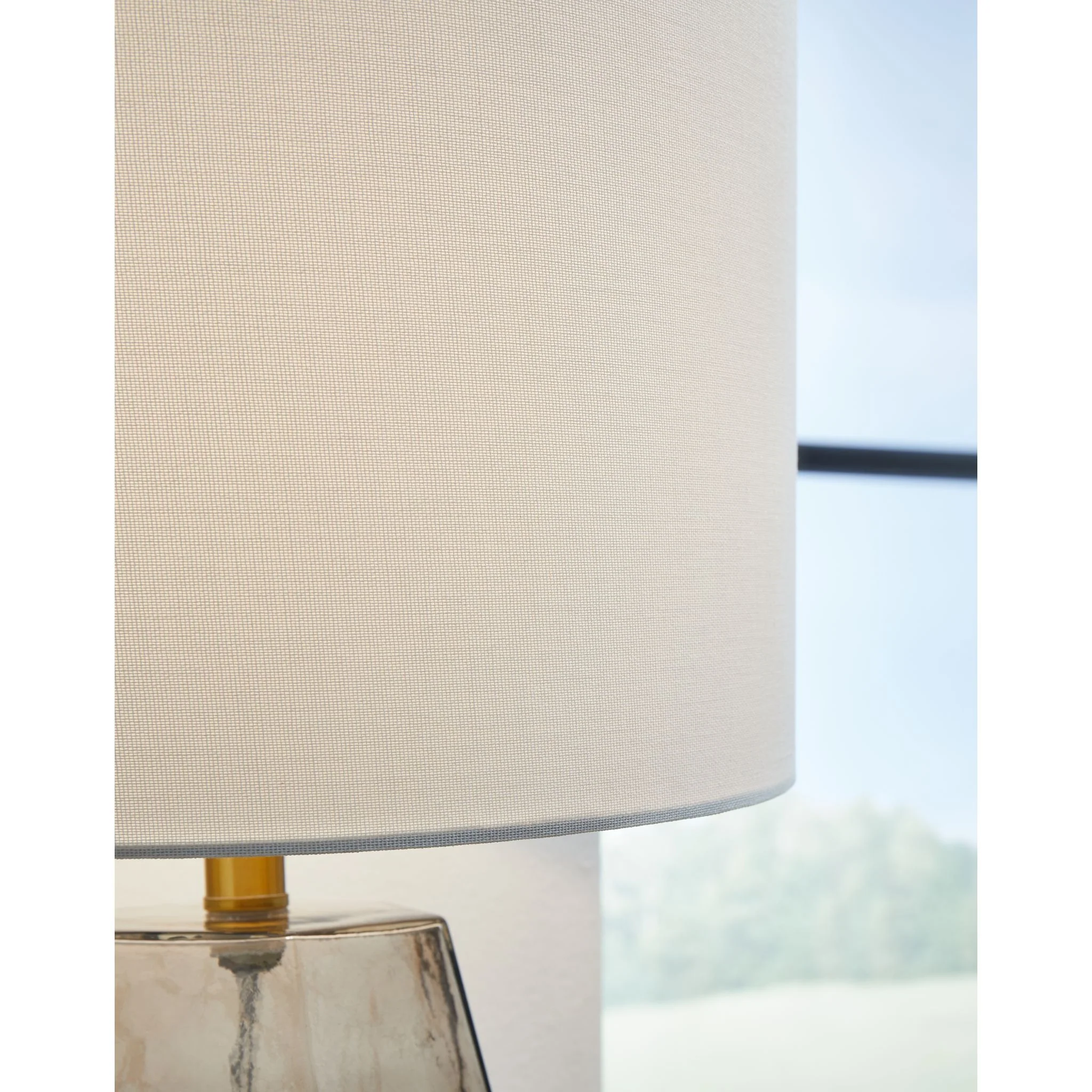 Taylow Table Lamp 23.75" - Image 3