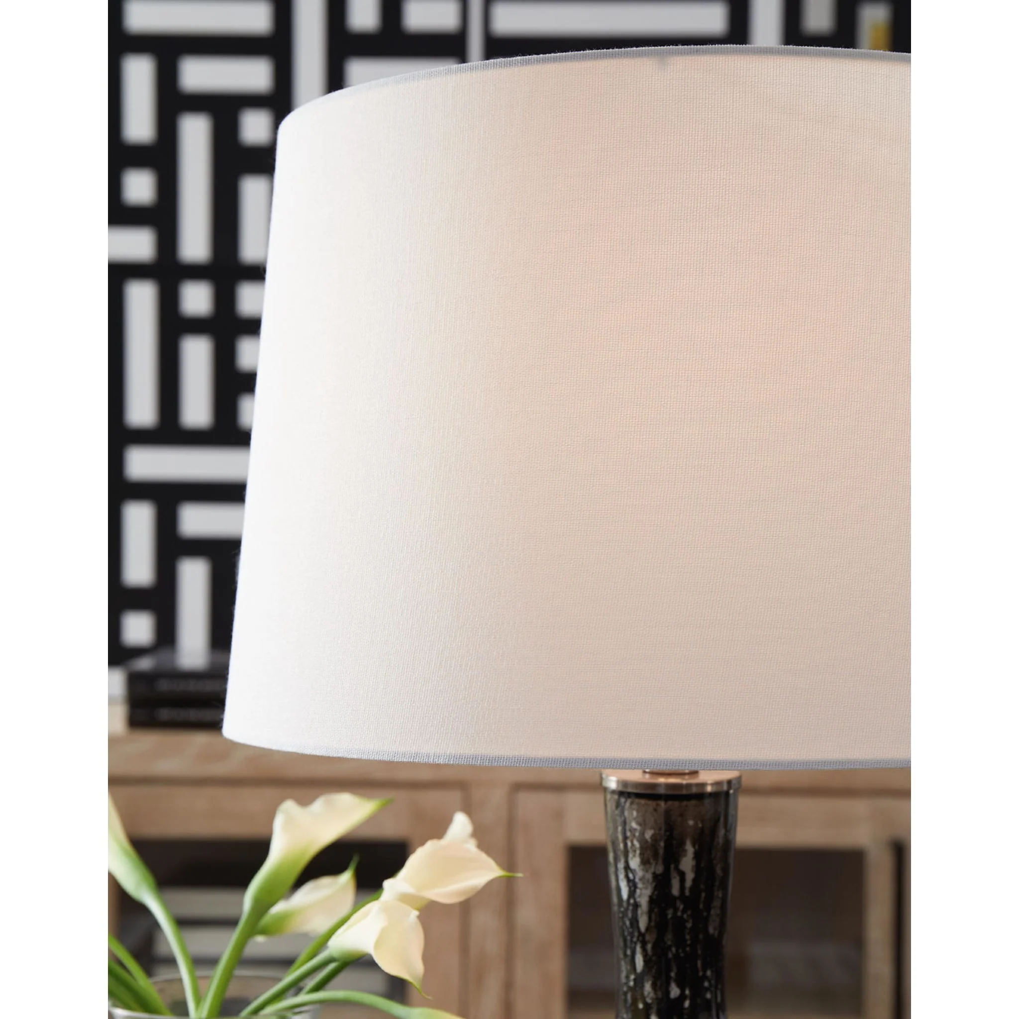 Tenslow Table Lamp 26.38" - Image 3