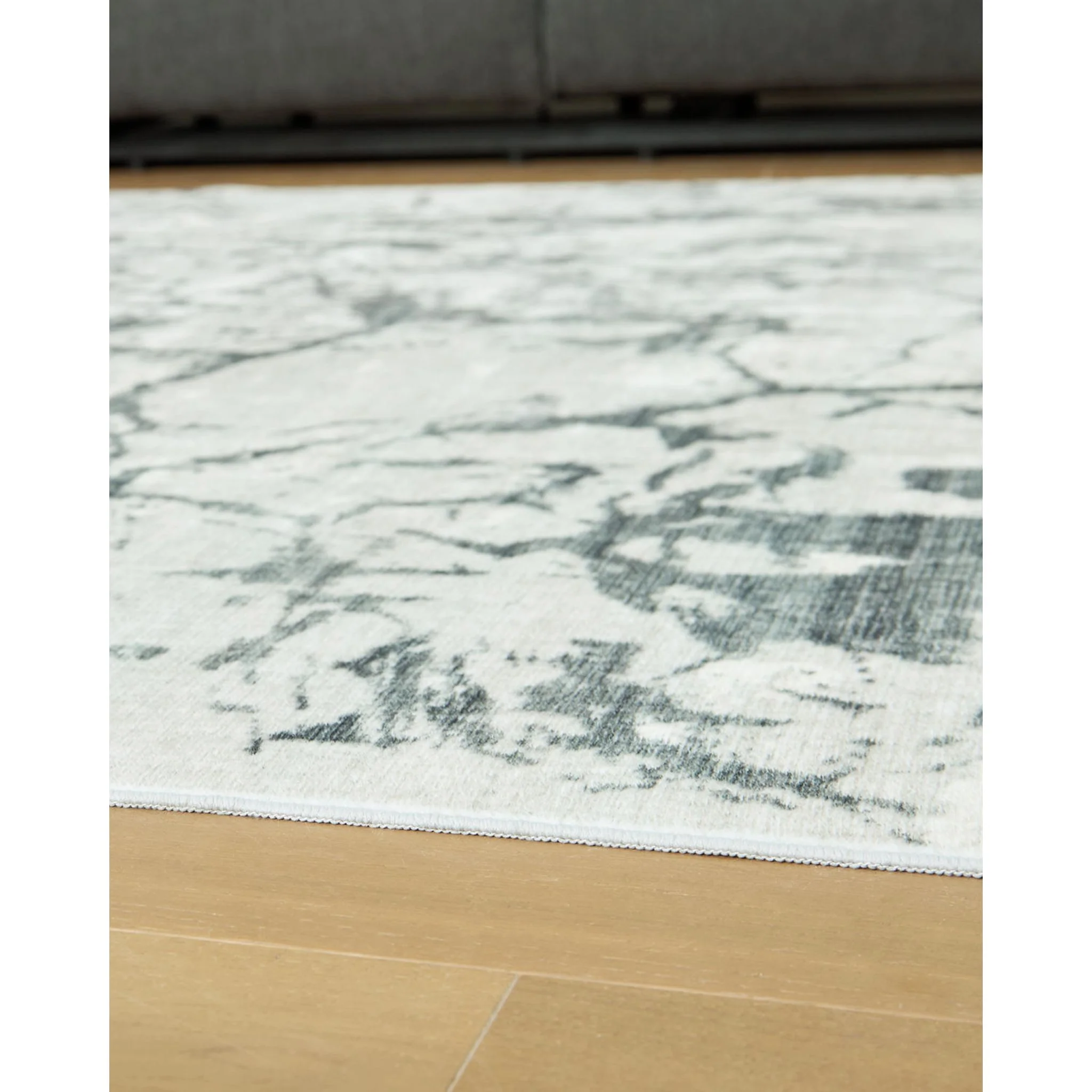 Tobinbury Area Rug - Image 15
