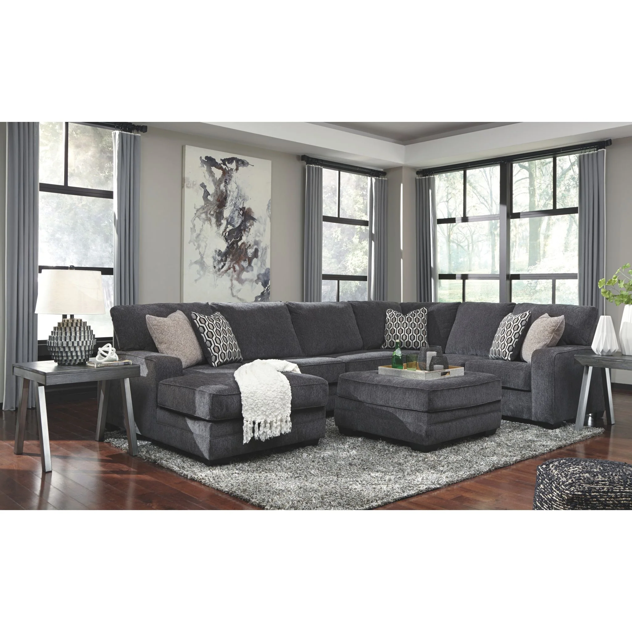 Tracling 3 Piece Sectional with Chaise - Image 16