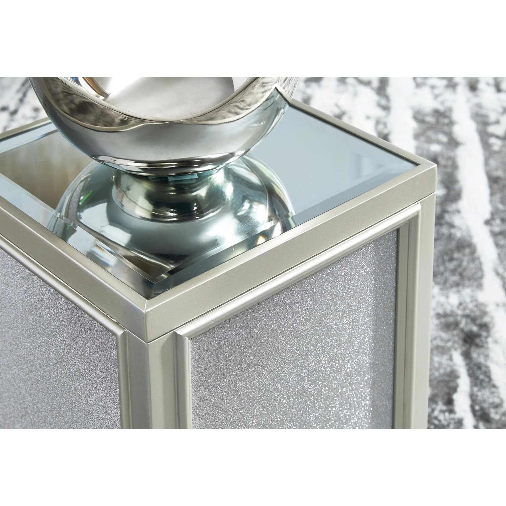 Traleena Accent Table (Set of 2) - Silver Finish - Image 8