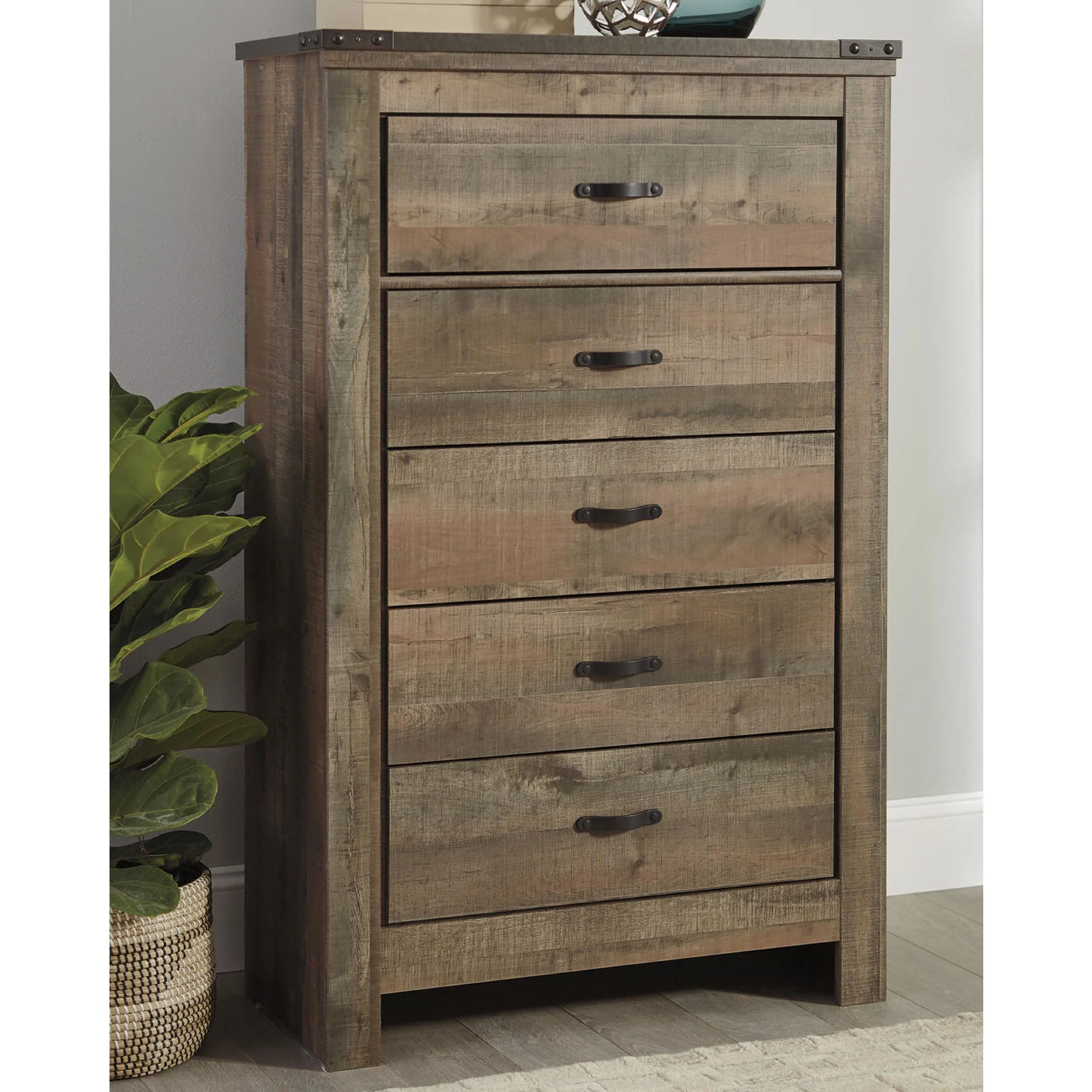Trinell Chest - Rustic - Image 43