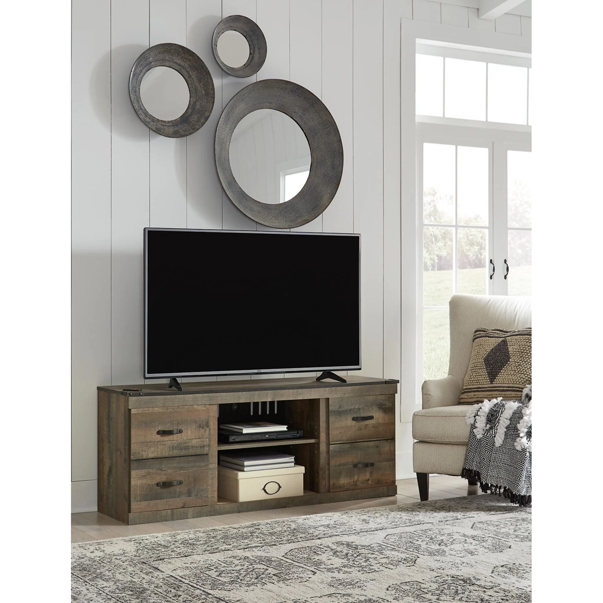 Trinell TV Stand - Brown - Image 2