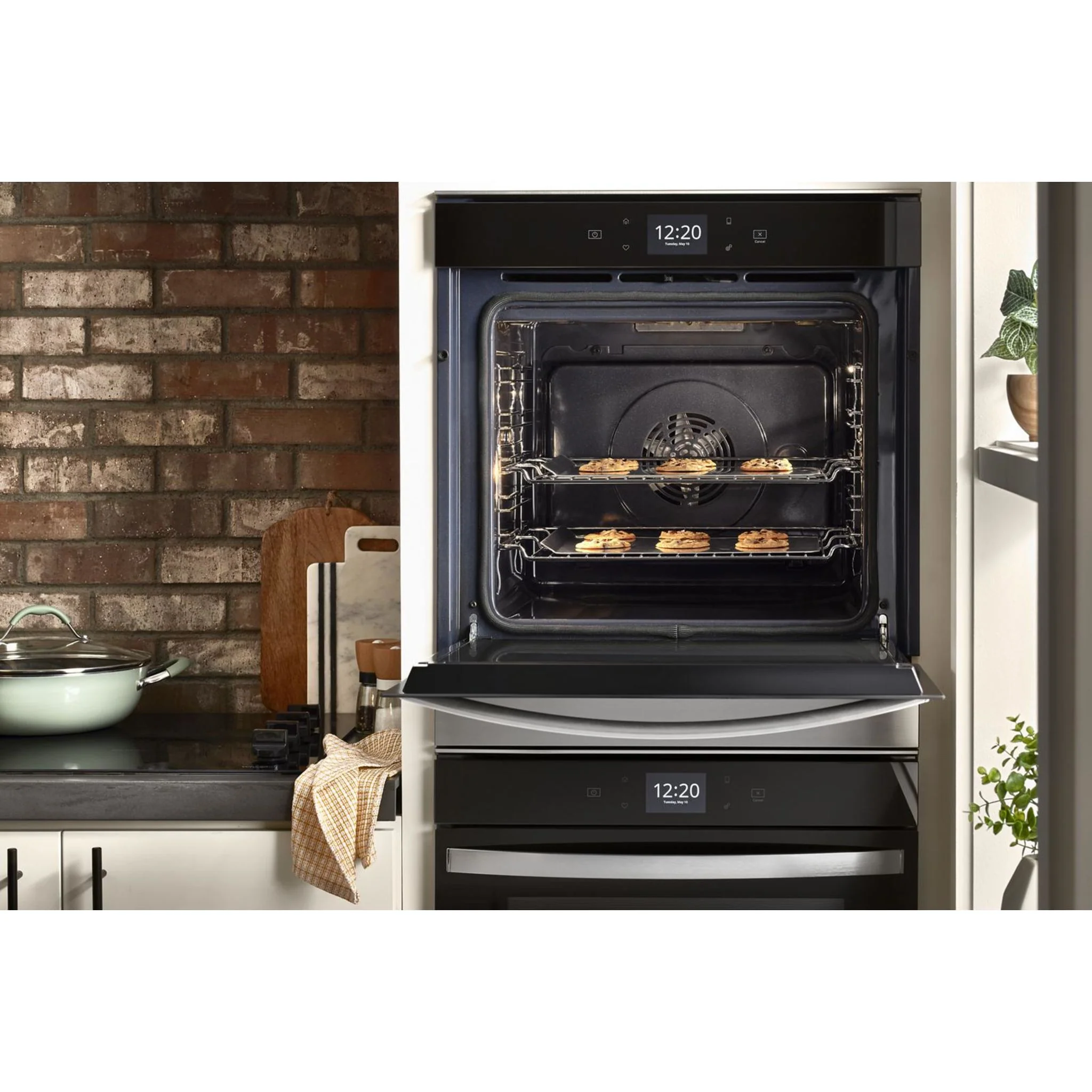 Whirlpool 5.8 Cu. Ft. 24 Inch Double Wall Oven with Convection -Fingerprint Resistant Stainless Steel (WOD52ES4MZ) - Image 7