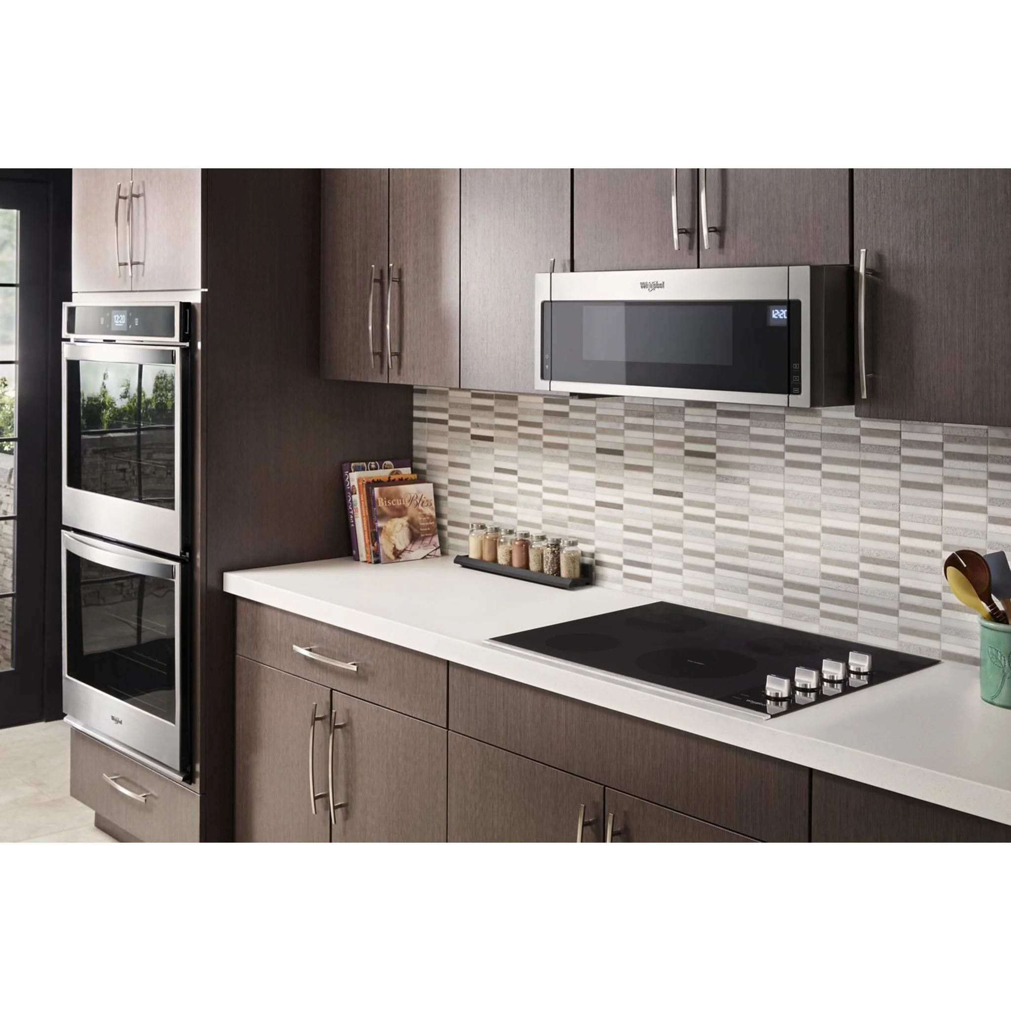Whirlpool 30-inch Electric Ceramic Glass Cooktop with Dual Radiant Element -Stainless Steel (WCE55US0HS) - Image 3