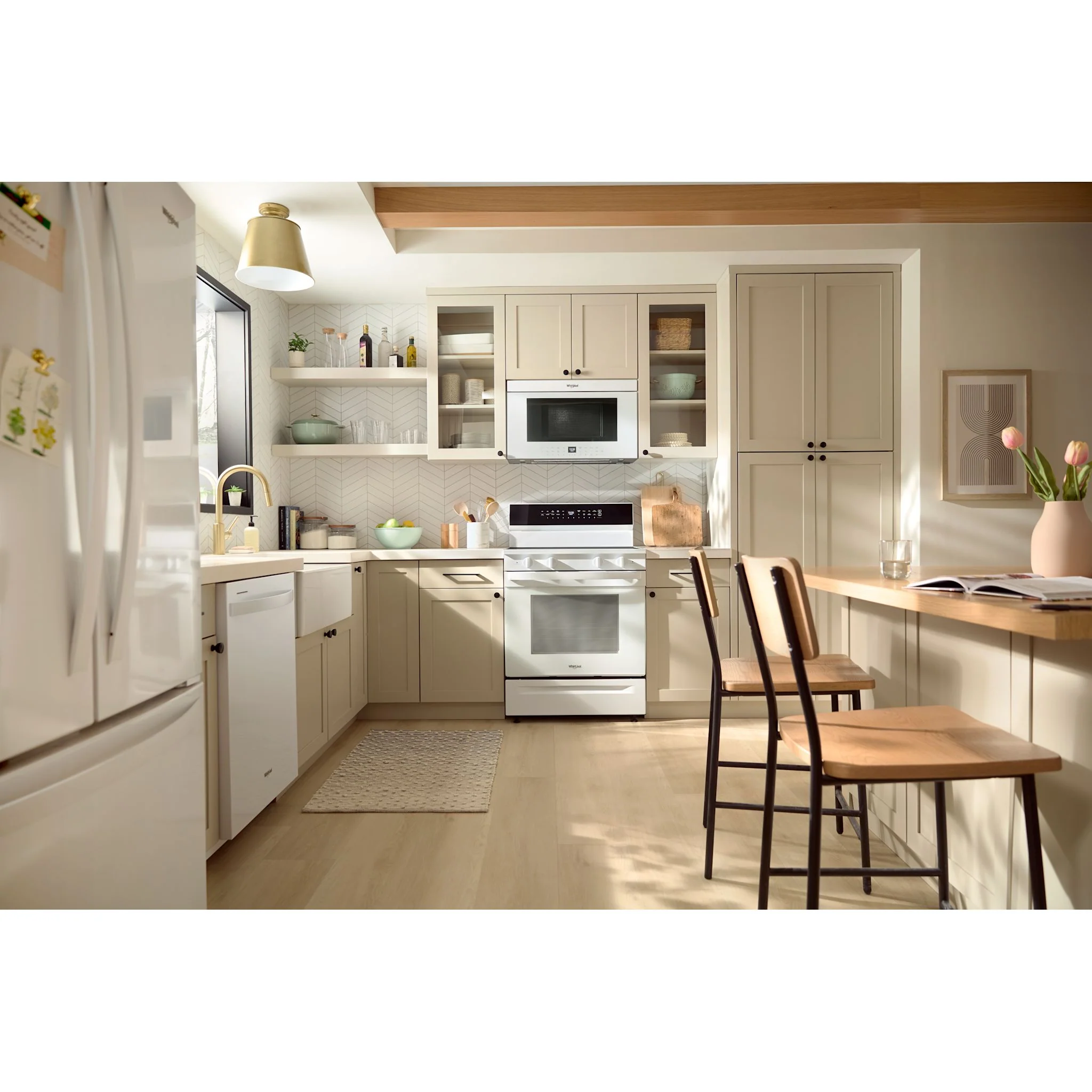 Whirlpool 30-Inch Smart Electric Range with Air Cooking, WipeClean Coating, Steam/Self Clean & Rapid Preheat - White (YWFES7530RW) - Image 7