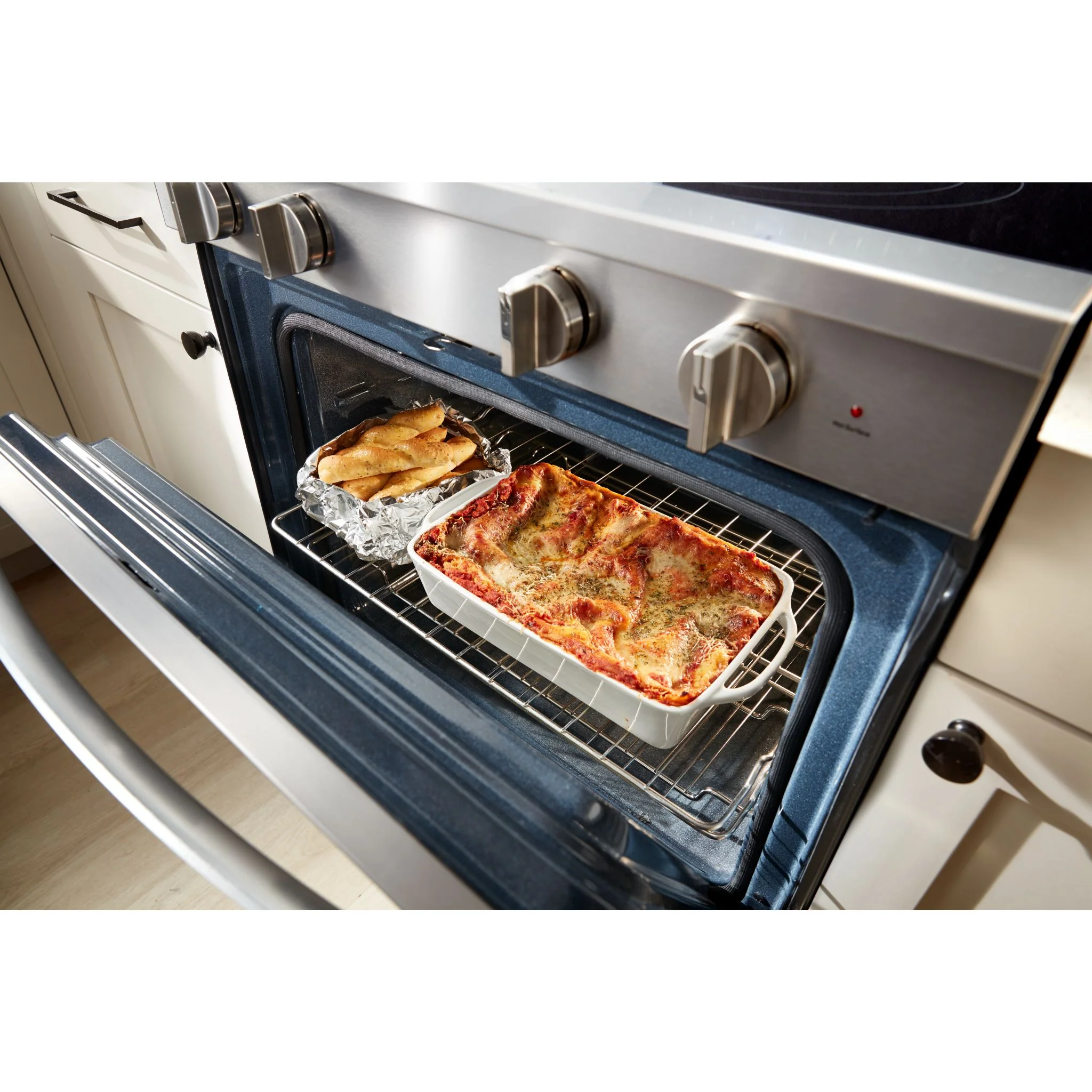 Whirlpool 30-Inch Smart Electric Range with Air Cooking, WipeClean Coating & Steam/Self Clean - Fingerprint Resistant Stainless Steel (YWFES7530RZ) - Image 17