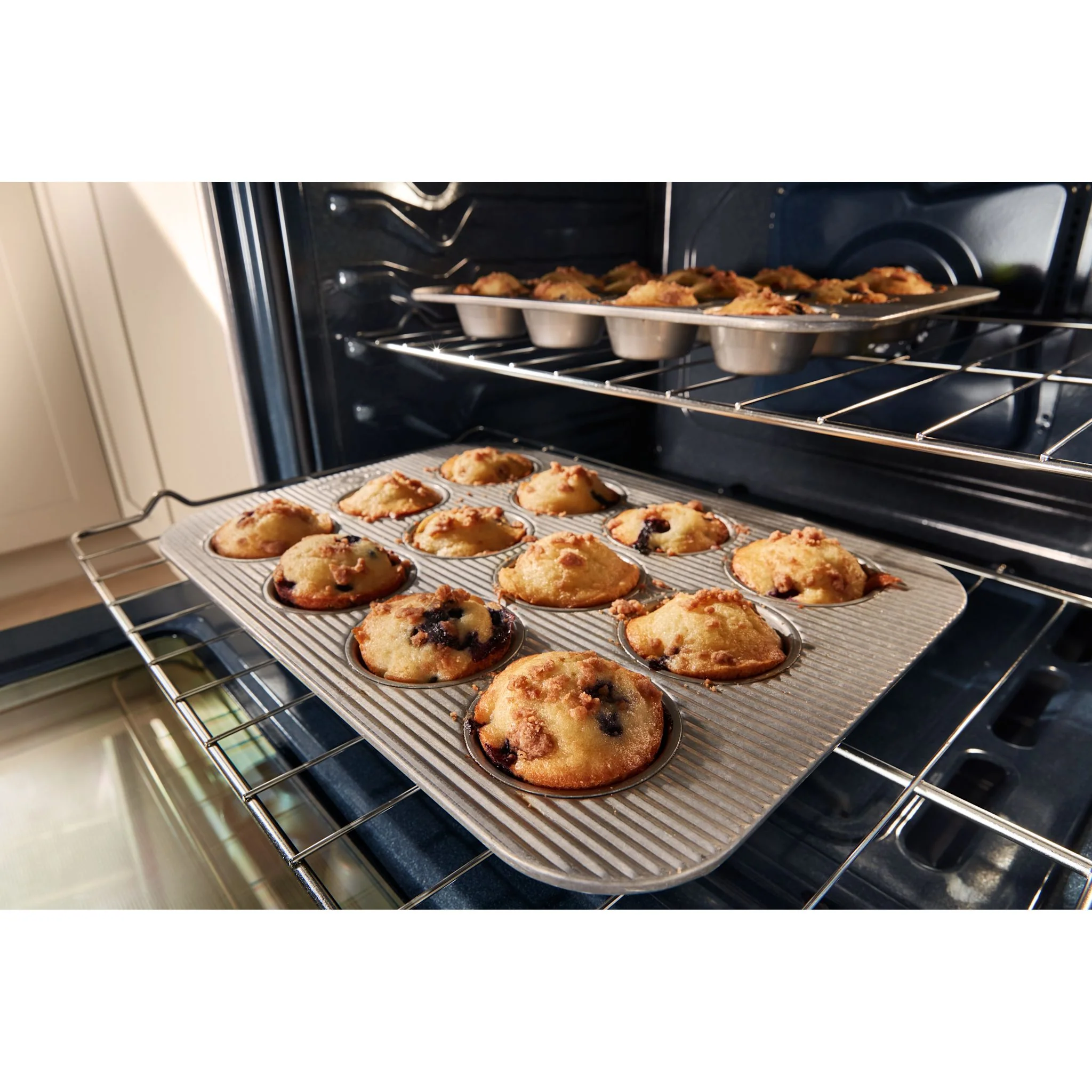 Whirlpool 30-inch Gas Range with Air Fry and Air Baking, Self Cleaning, Rapid Preheat 5.0 CuFt Capacity -Black (WFGS5030RB) - Image 12