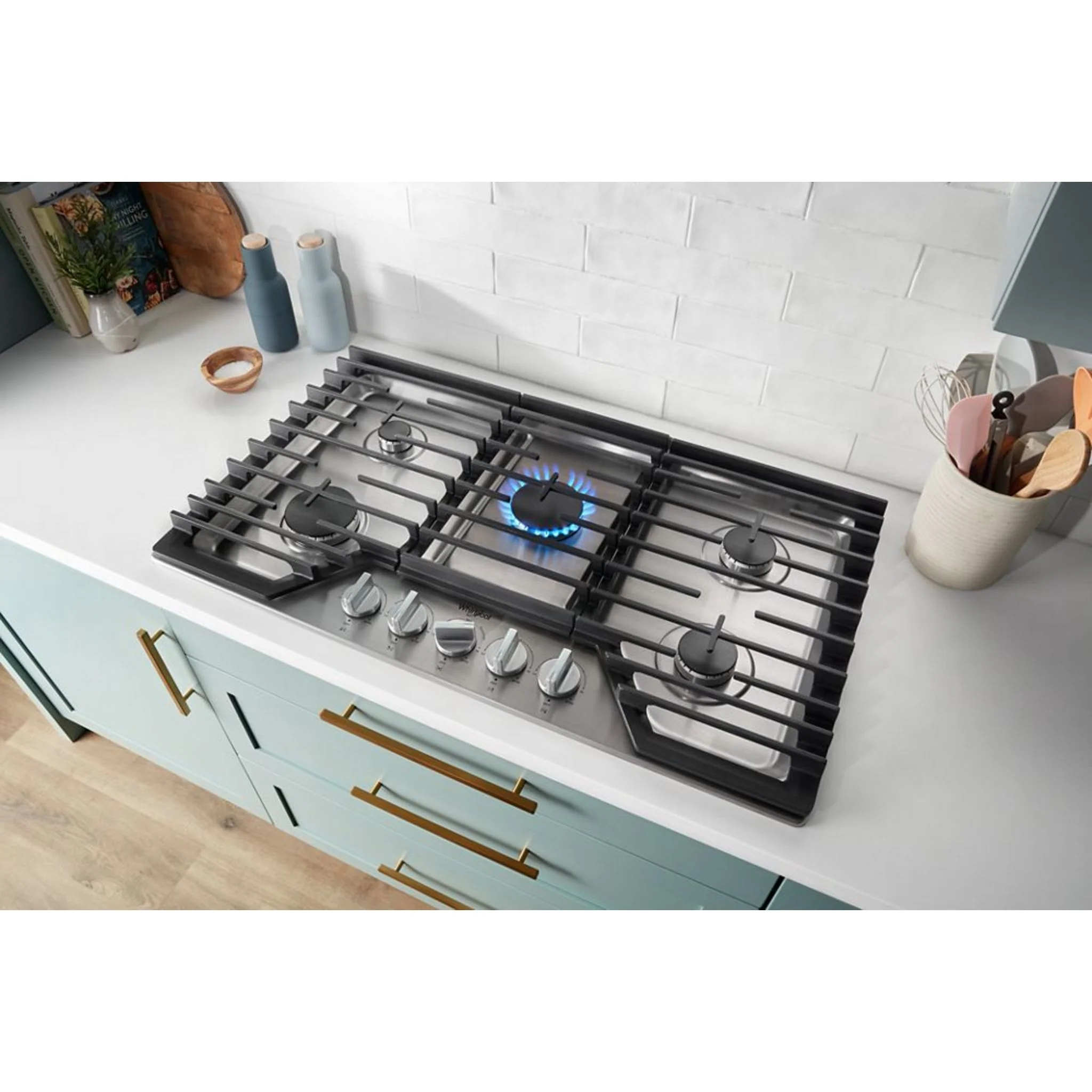 Whirlpool 36-inch Gas Cooktop with EZ-2-LiftHinged Cast-Iron Grates -Black (WCGK5036PB) - Image 2