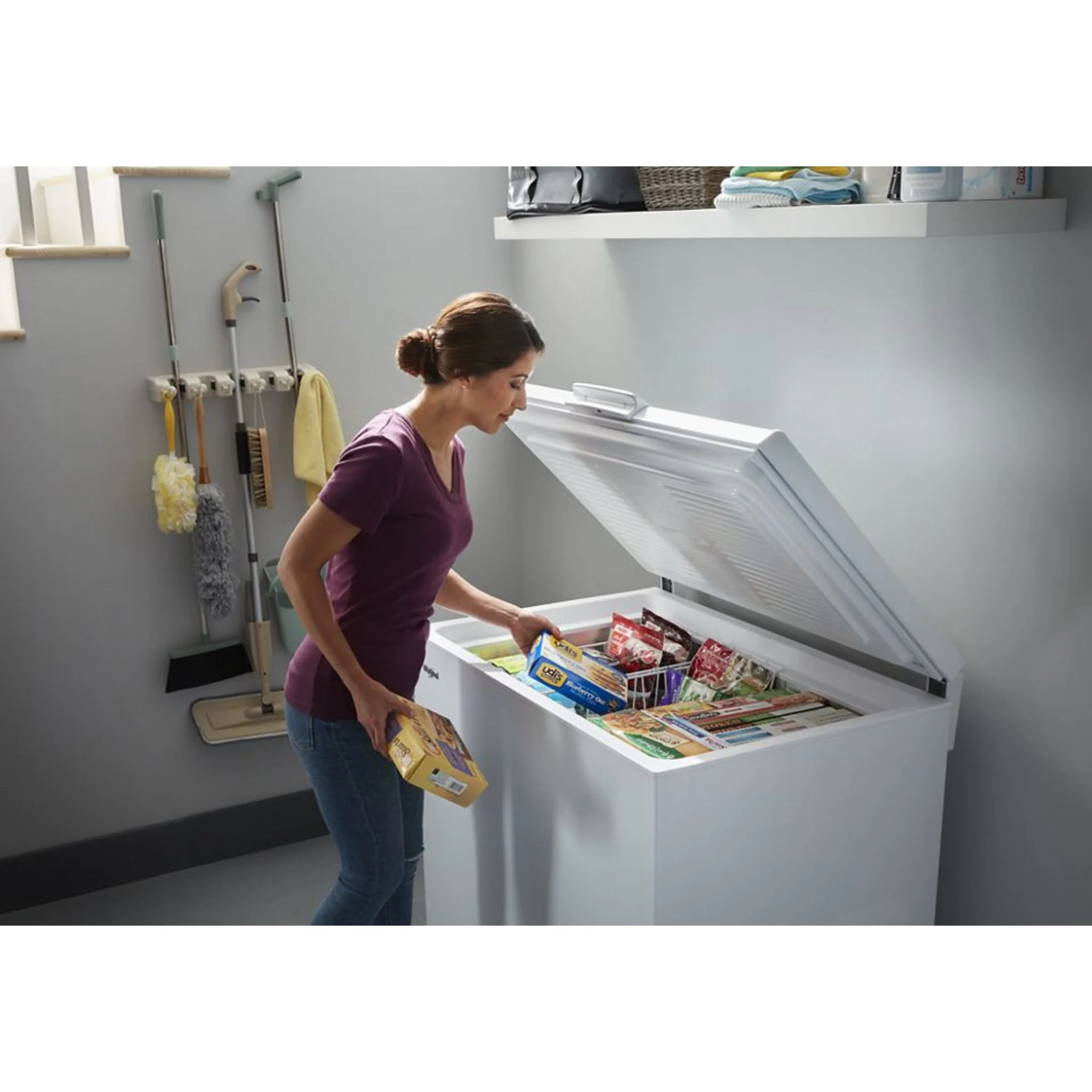 Whirlpool 16 Cu. Ft. Chest Freezer with Shelves -White (WZC5216LW) - Image 21