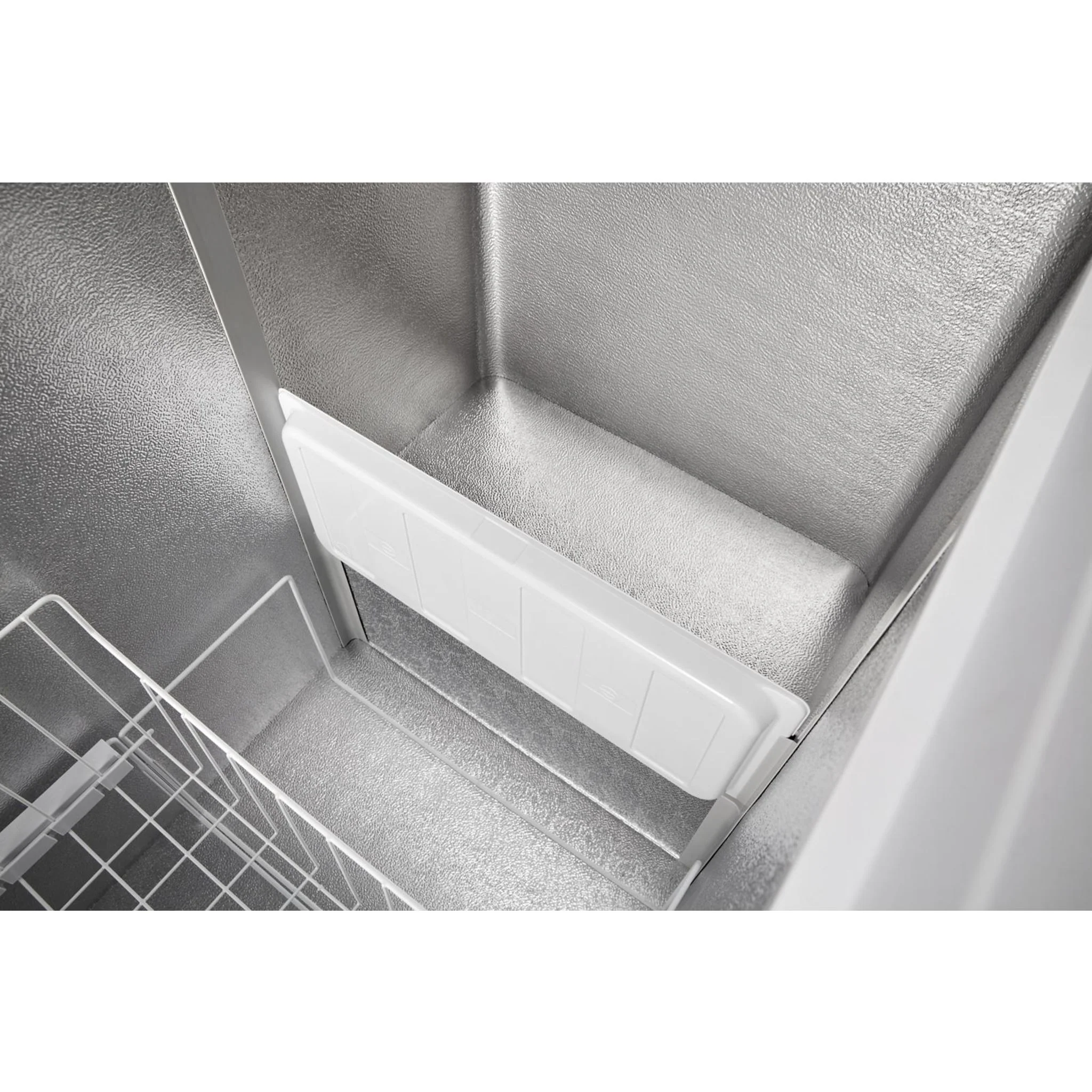 Whirlpool 16 Cu. Ft. Chest Freezer with Shelves -White (WZC5216LW) - Image 51