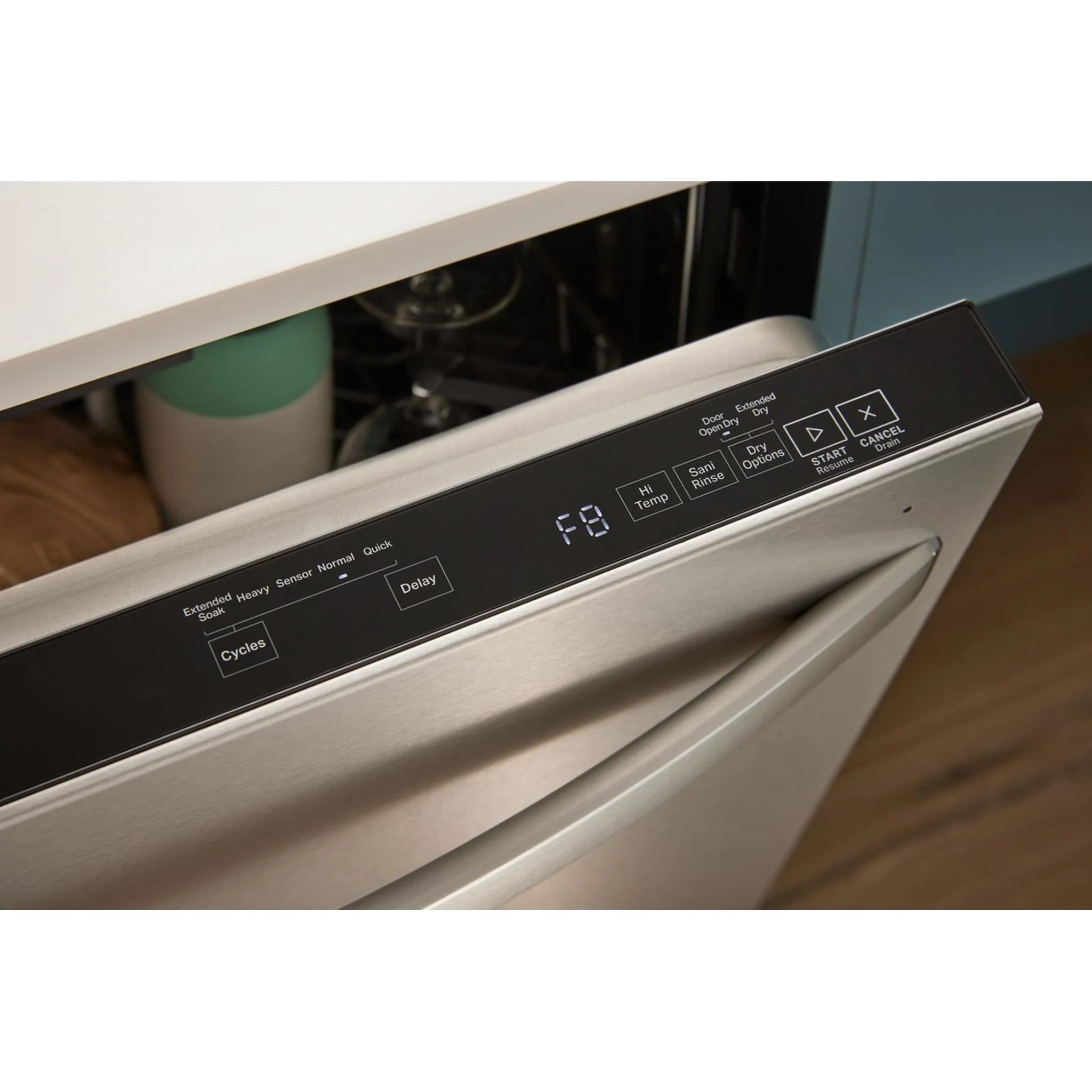 Whirlpool 44 dBA Dishwasher Accessible Flush with Cabinets with 3rd Rack -Stainless Steel (WDT550SAPZ) - Image 32