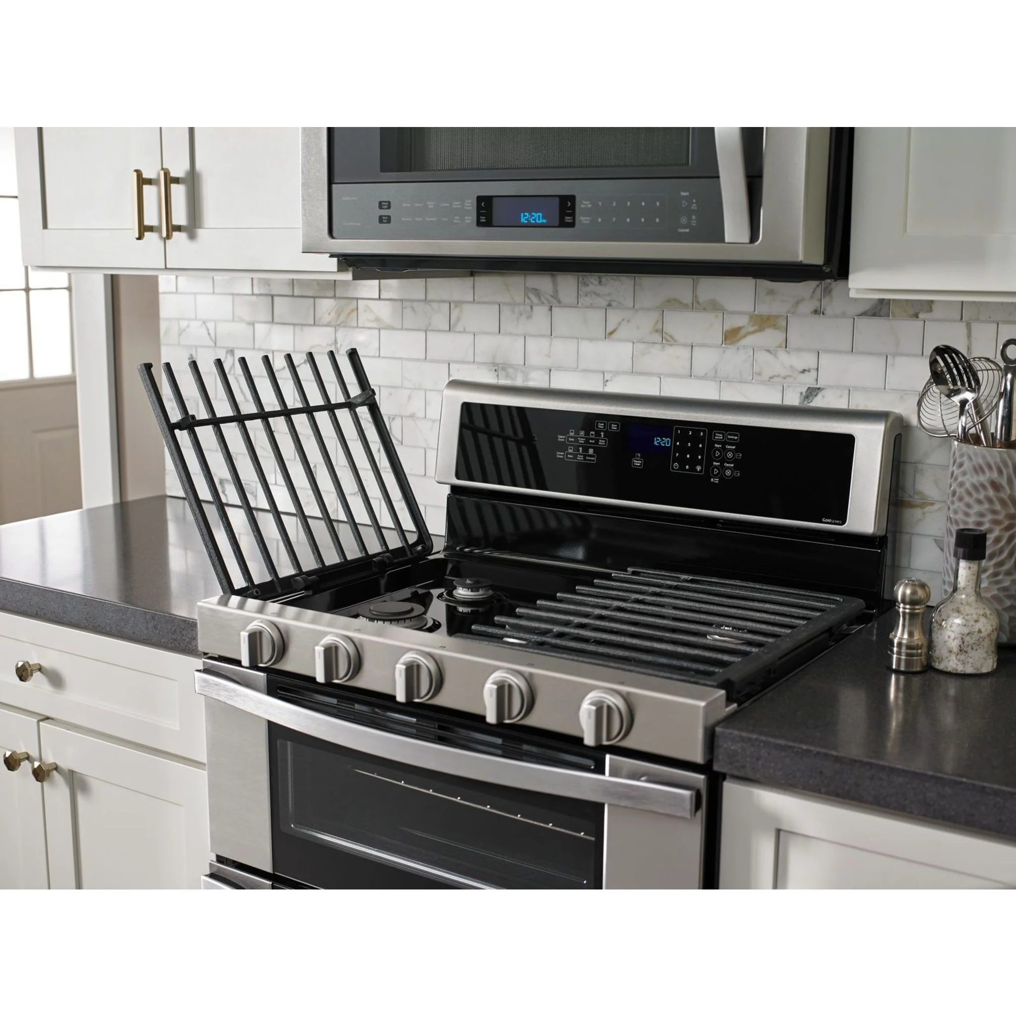 Whirlpool 6.0 Cu. Ft. Gas Double Oven Range with Center Oval Burner -Stainless Steel (WGG745S0FS) - Image 20