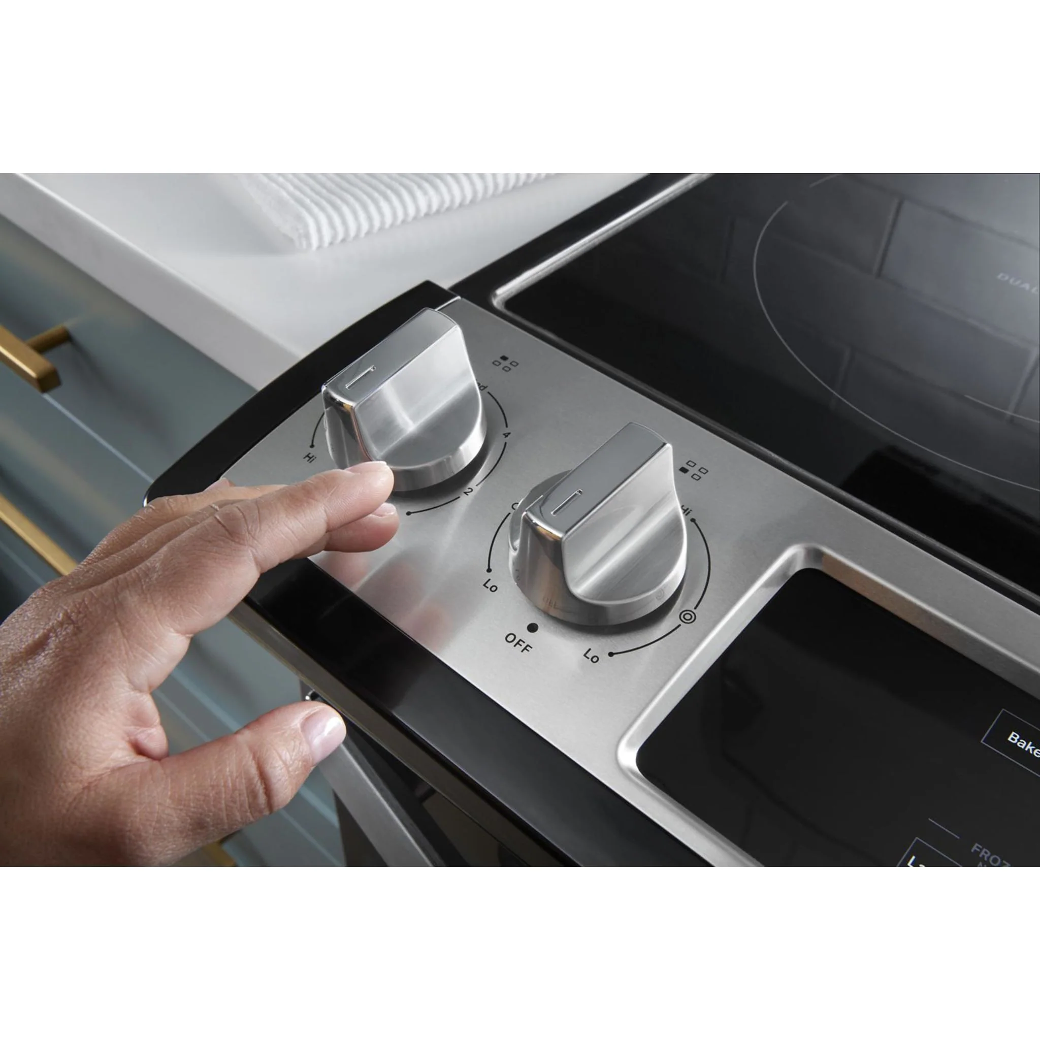 Whirlpool 4.8 Cu. Ft. Electric Range with Frozen BakeTechnology -Black (YWEE515S0LB) - Image 23