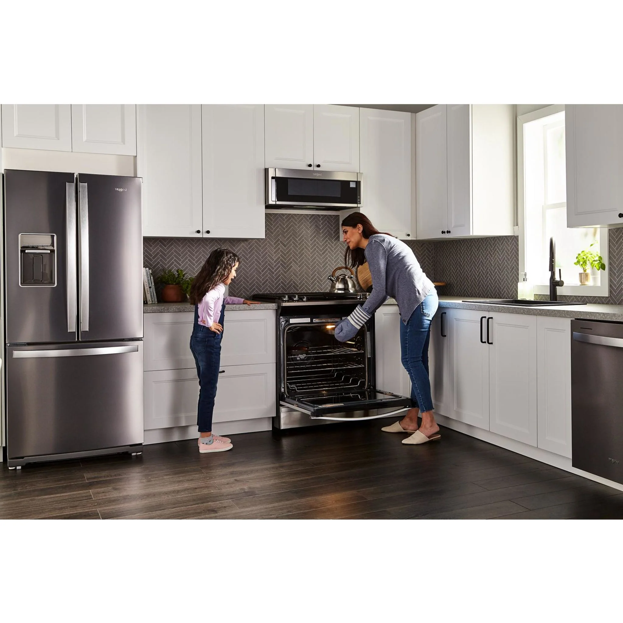 Whirlpool 30-inch Wide French Door Refrigerator - 20 cu. ft. -Fingerprint Resistant Stainless Steel (WRF560SEHZ) - Image 34