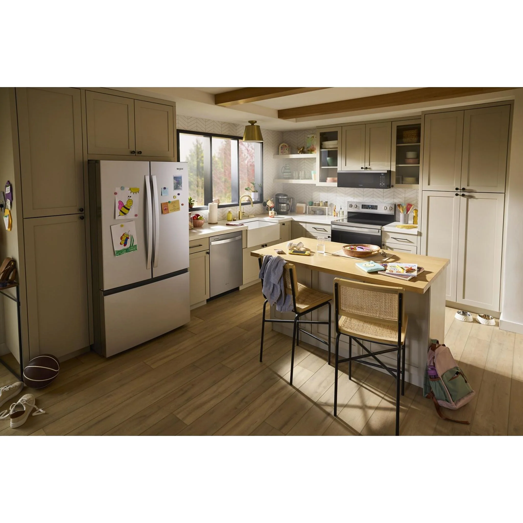 Whirlpool 36-Inch French Door Refrigerator with Interior Water Dispenser - 31 cu. ft. -Fingerprint Resistant Stainless Steel (WRFF3336SZ) - Image 13