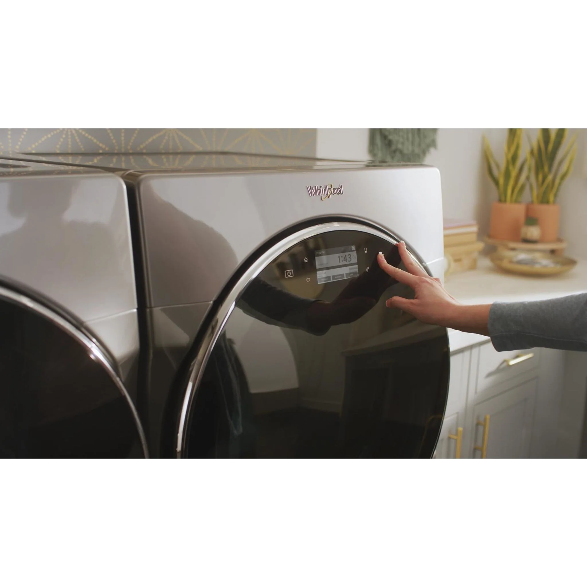 Whirlpool 5.8 cu. ft. I.E.C. Front Load Washer with Load & GoXL Dispenser -Chrome Shadow (WFW8620HC) - Image 8