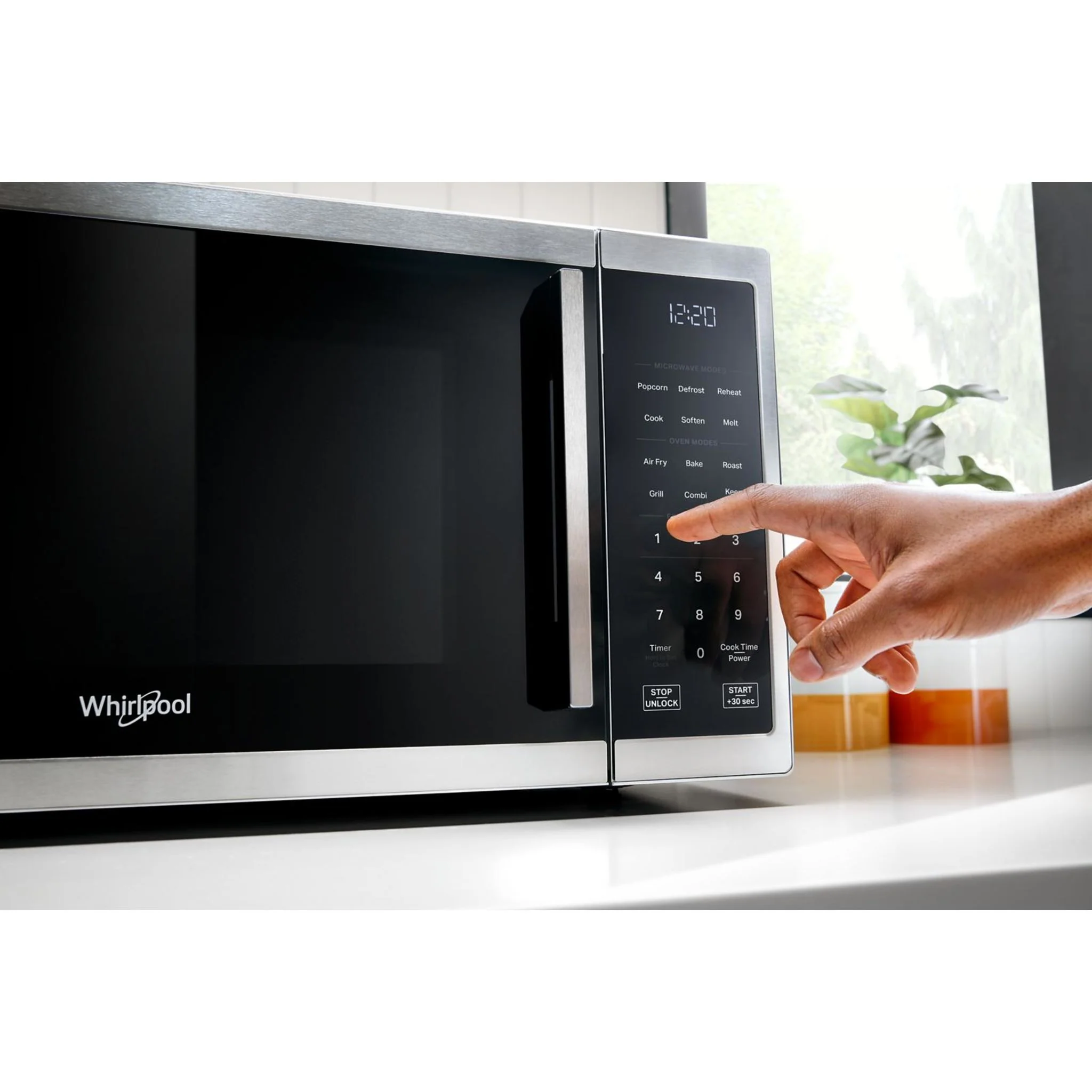 Whirlpool 1.0 cu. ft. Black All-In-One Multifunctional Countertop Microwave With Air Fry - 900 watt -Black (WMCS5522RB) - Image 18