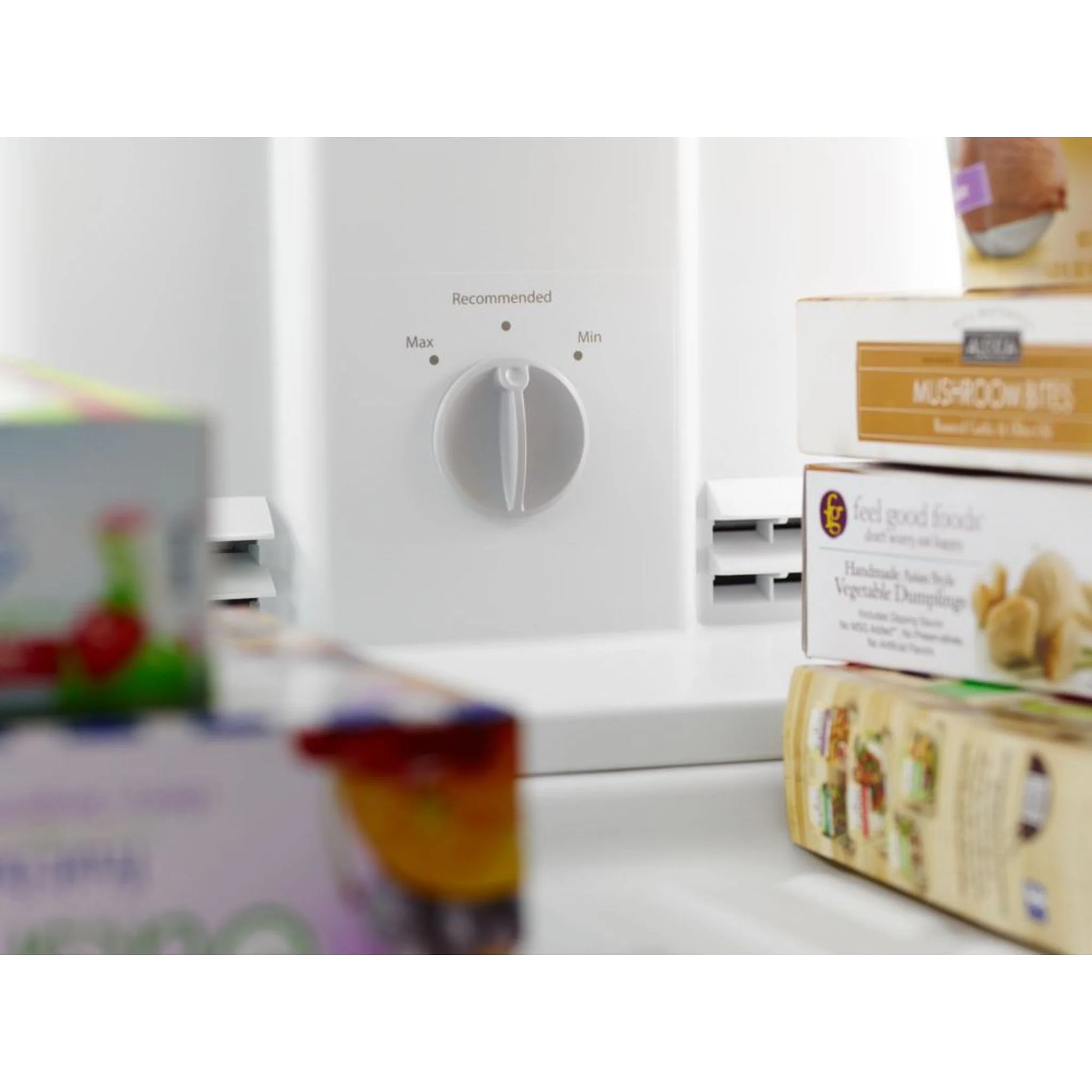 Whirlpool 28-inches wide Top-Freezer Refrigerator with Optional Icemaker - 14 cu. ft. -White (WRT314TFDW) - Image 4