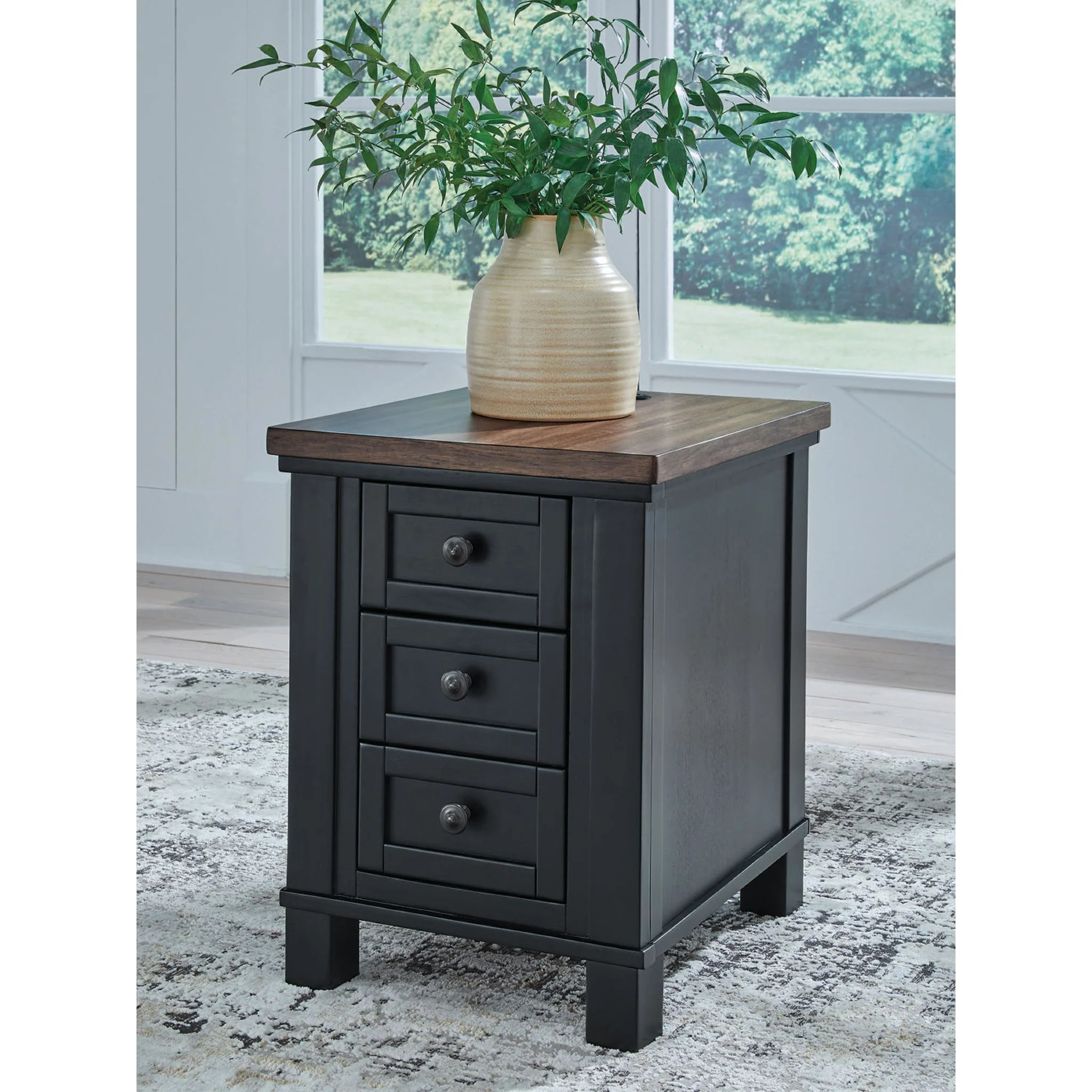 Wildenauer Chairside End Table - Brown/Black - Image 2